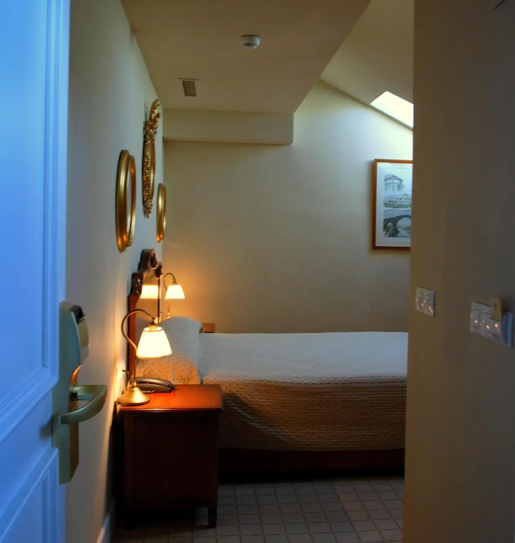 Double or Twin Room Attic in Arcea Gran Hotel Pelayo