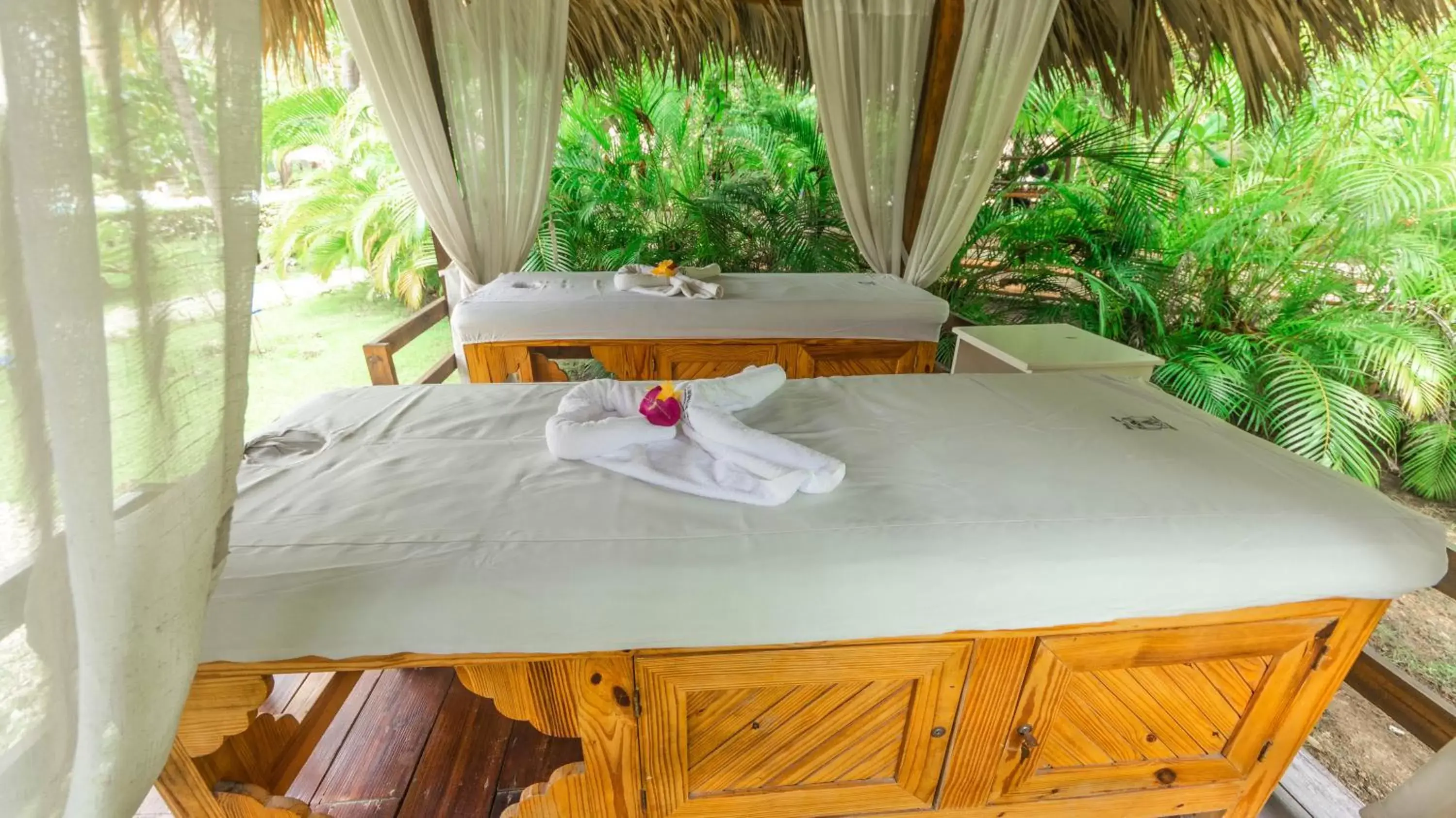 Massage, Spa/Wellness in Los Corales Beach Village