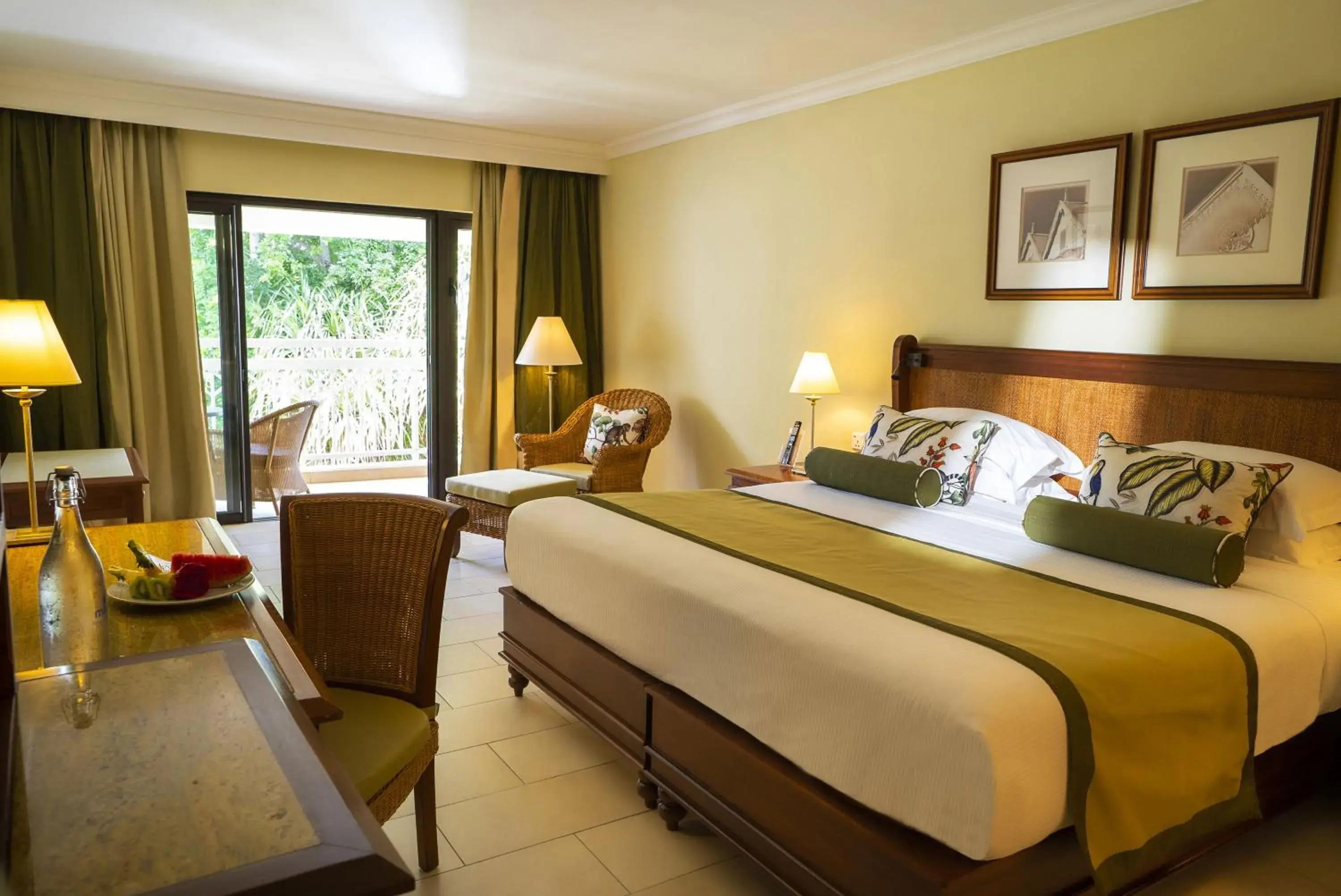 Bedroom, Bed in Maritim Resort & Spa Mauritius