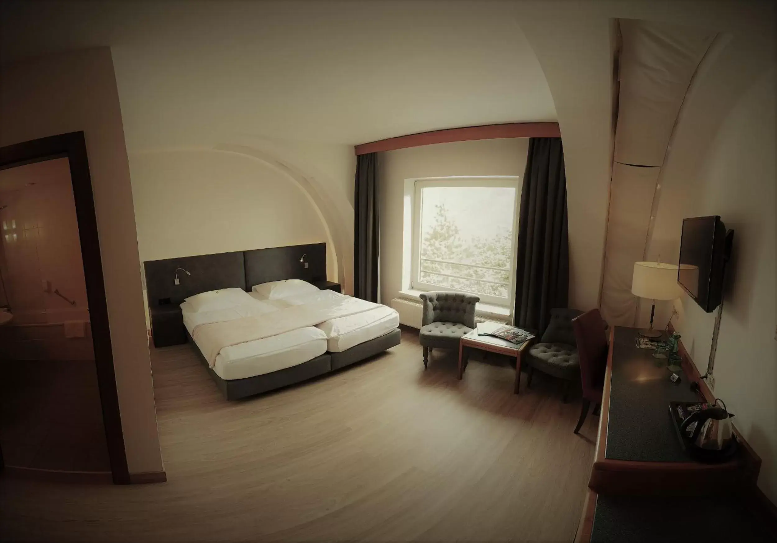 Photo of the whole room, Bed in Skycity Hotel Atrigon