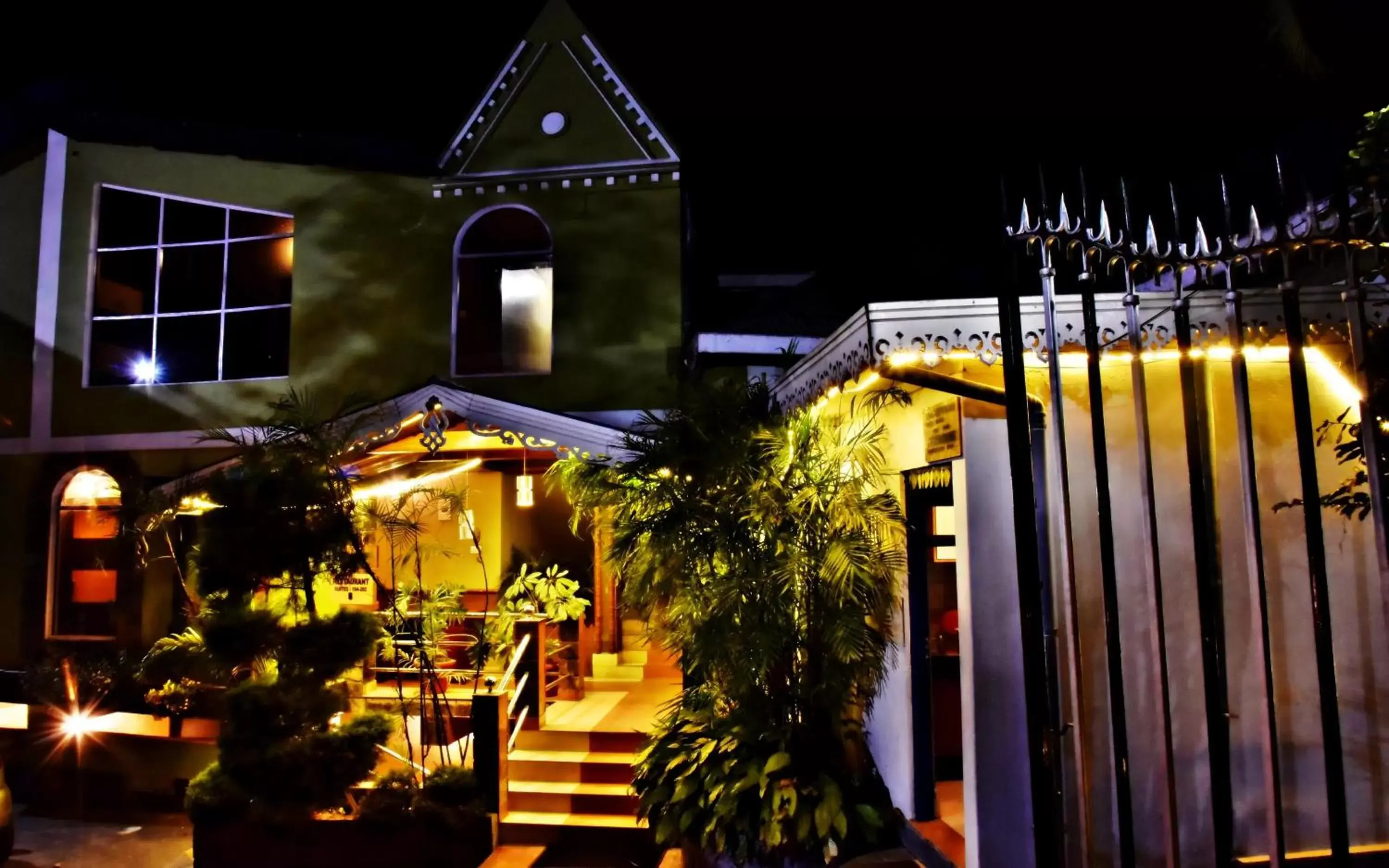 Property building in Sood's Himalayan Vista Property building in Sood's Himalayan Vista