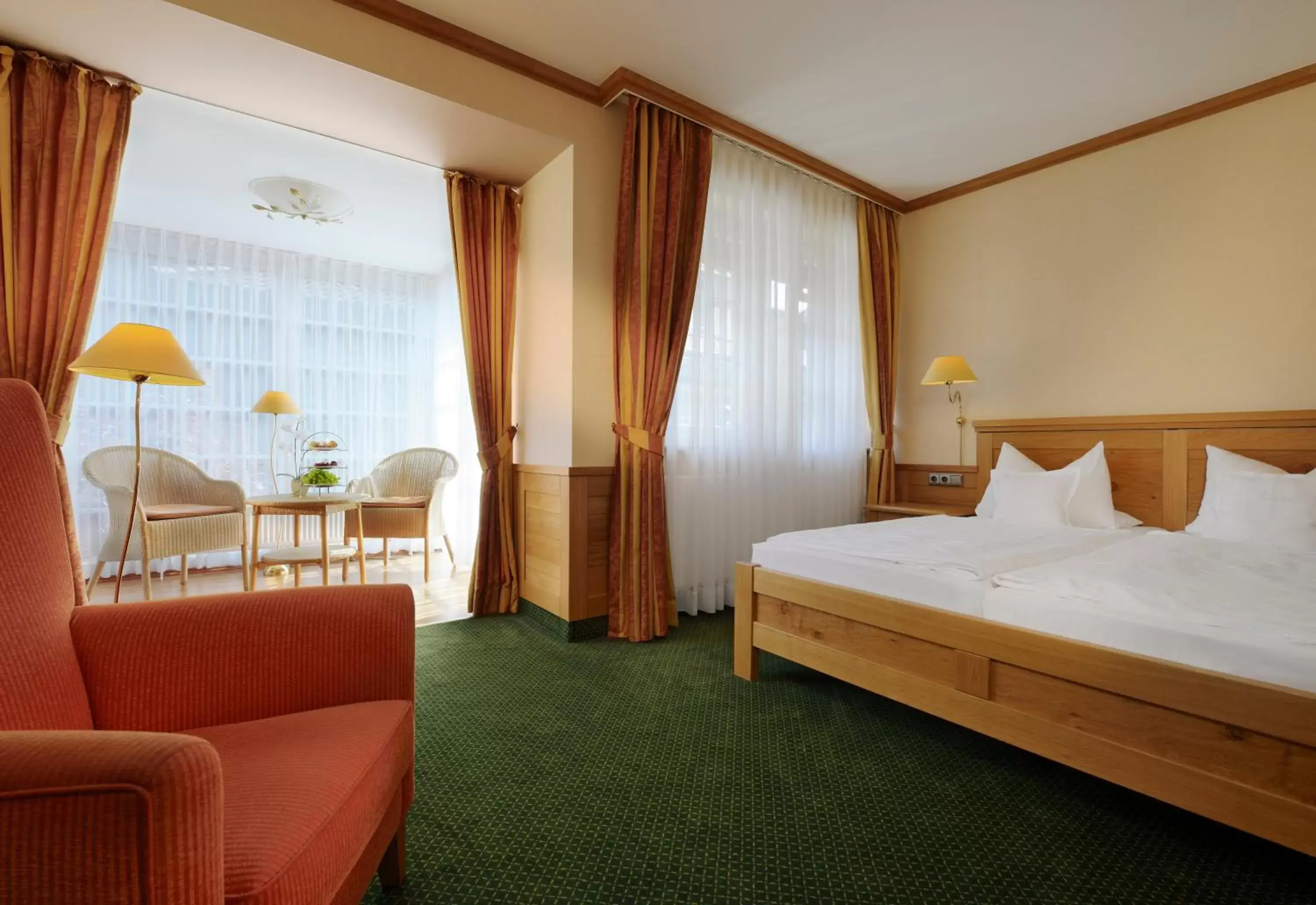 Photo of the whole room, Bed in Romantik Hotel Jagdhaus Eiden am See