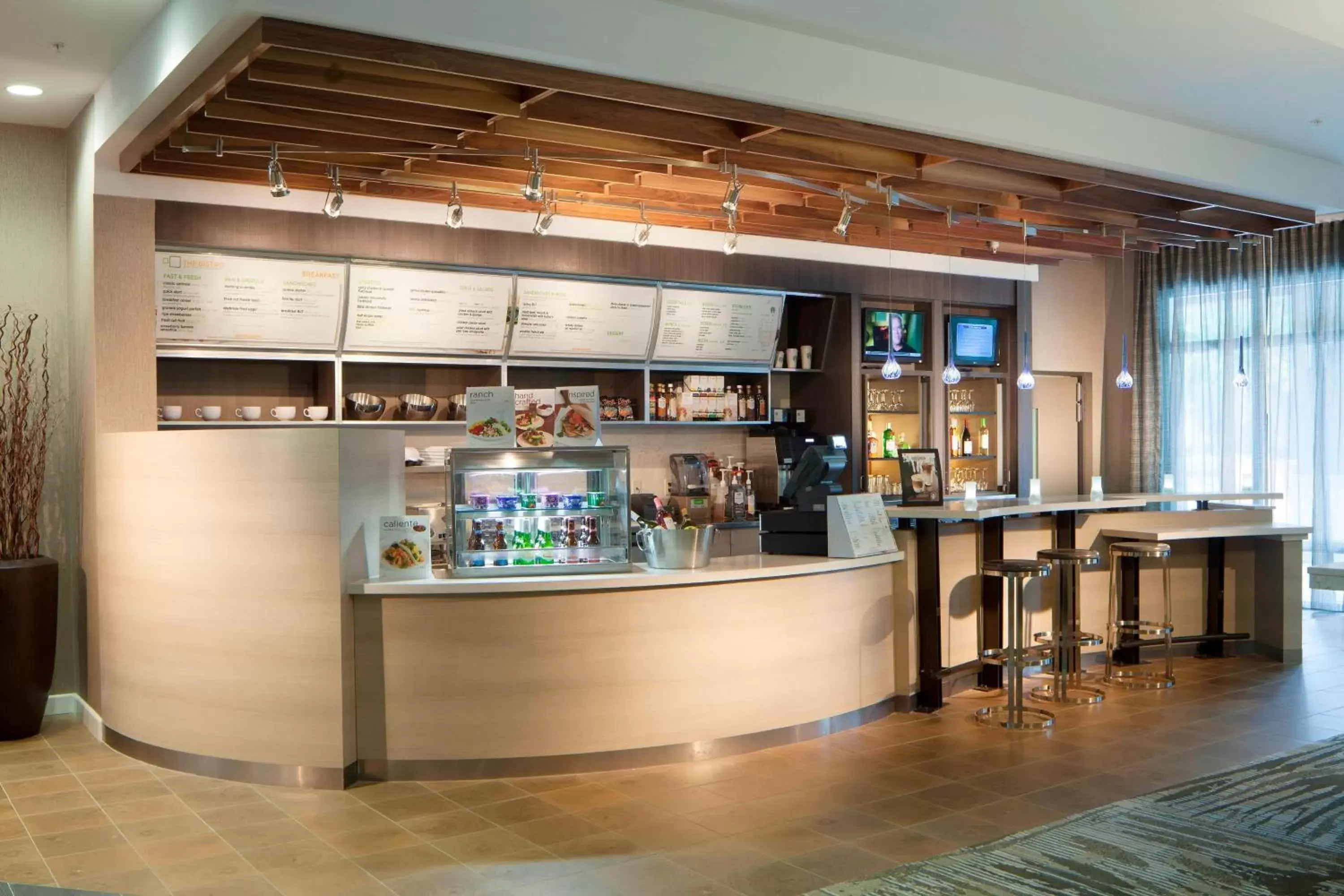 Restaurant/places to eat, Lounge/Bar in Courtyard by Marriott Palm Beach Jupiter