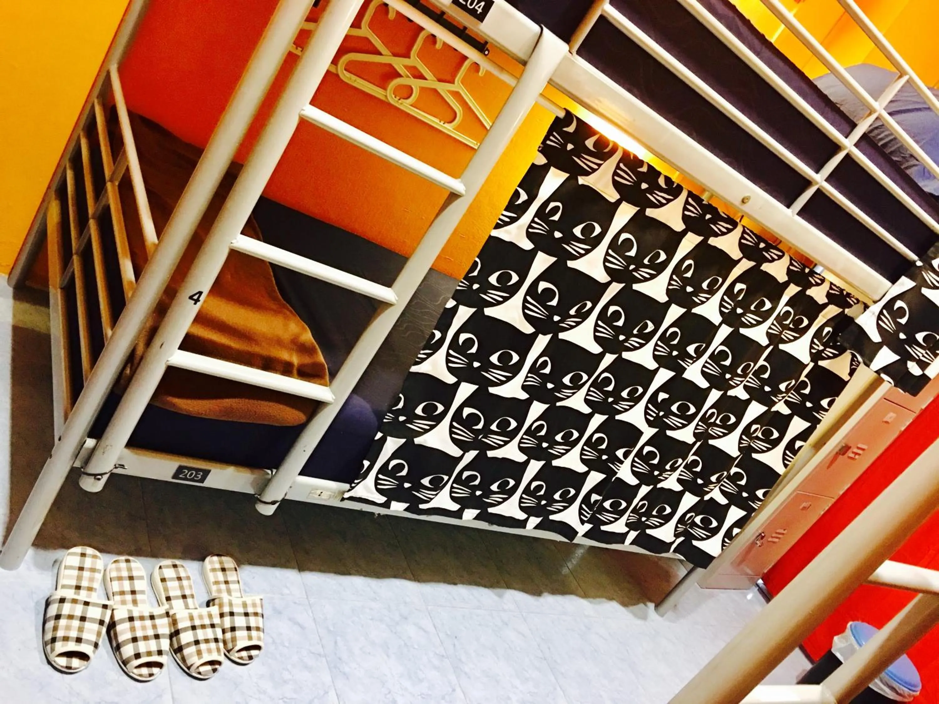 bunk bed in Century Service World