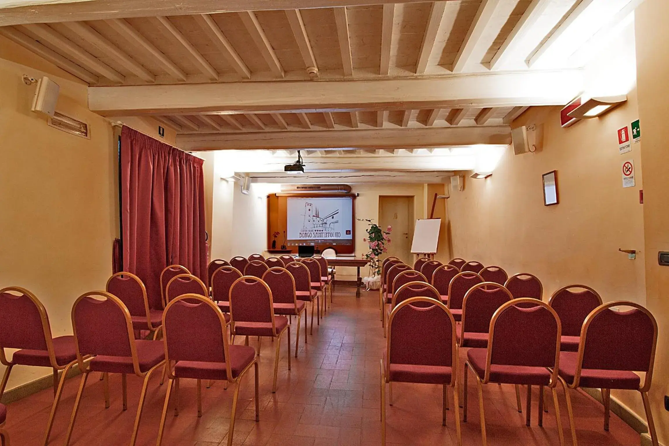 Business facilities in Borgo Sant'ippolito Country Hotel