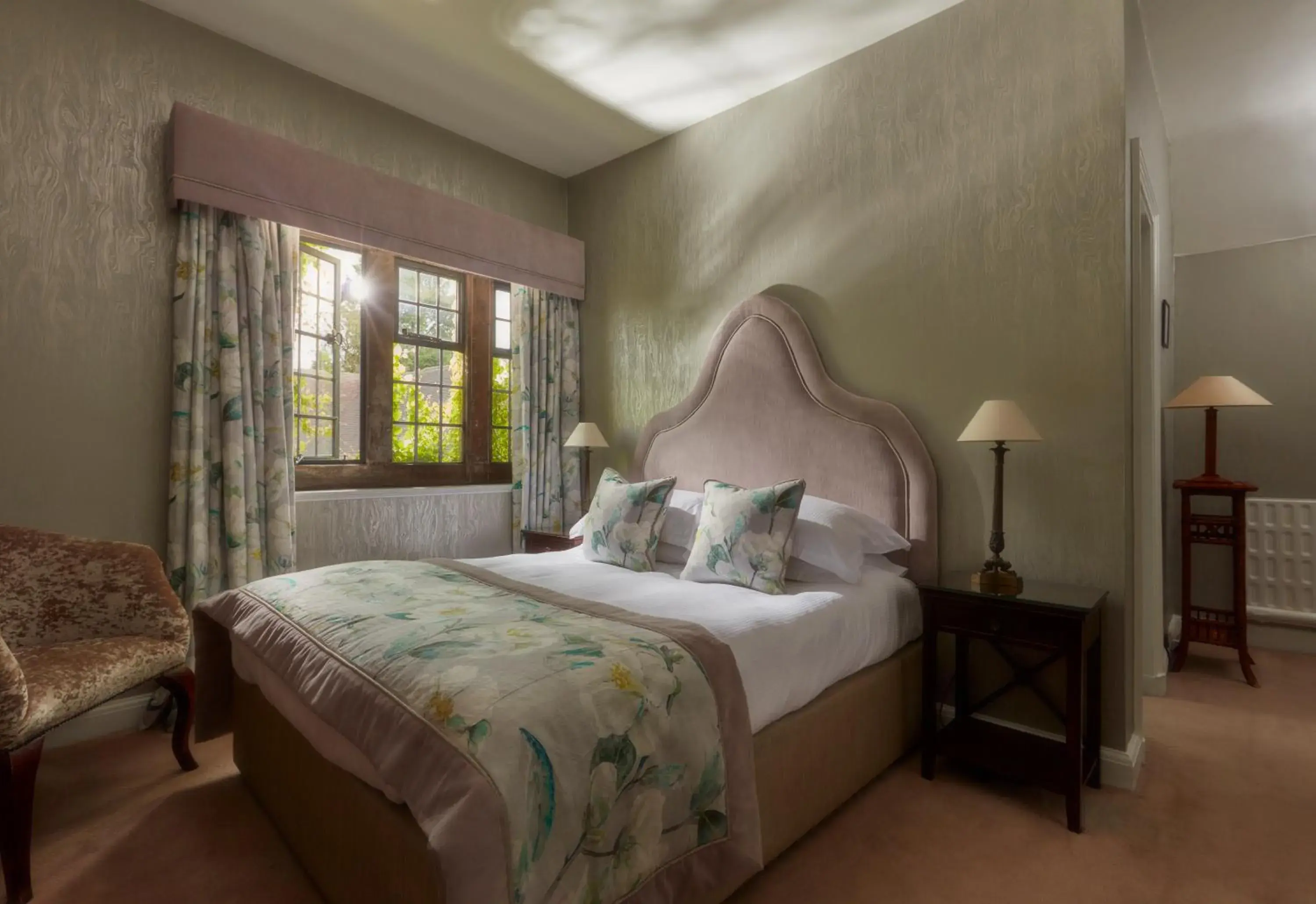 Photo of the whole room, Bed in Mallory Court Country House Hotel & Spa