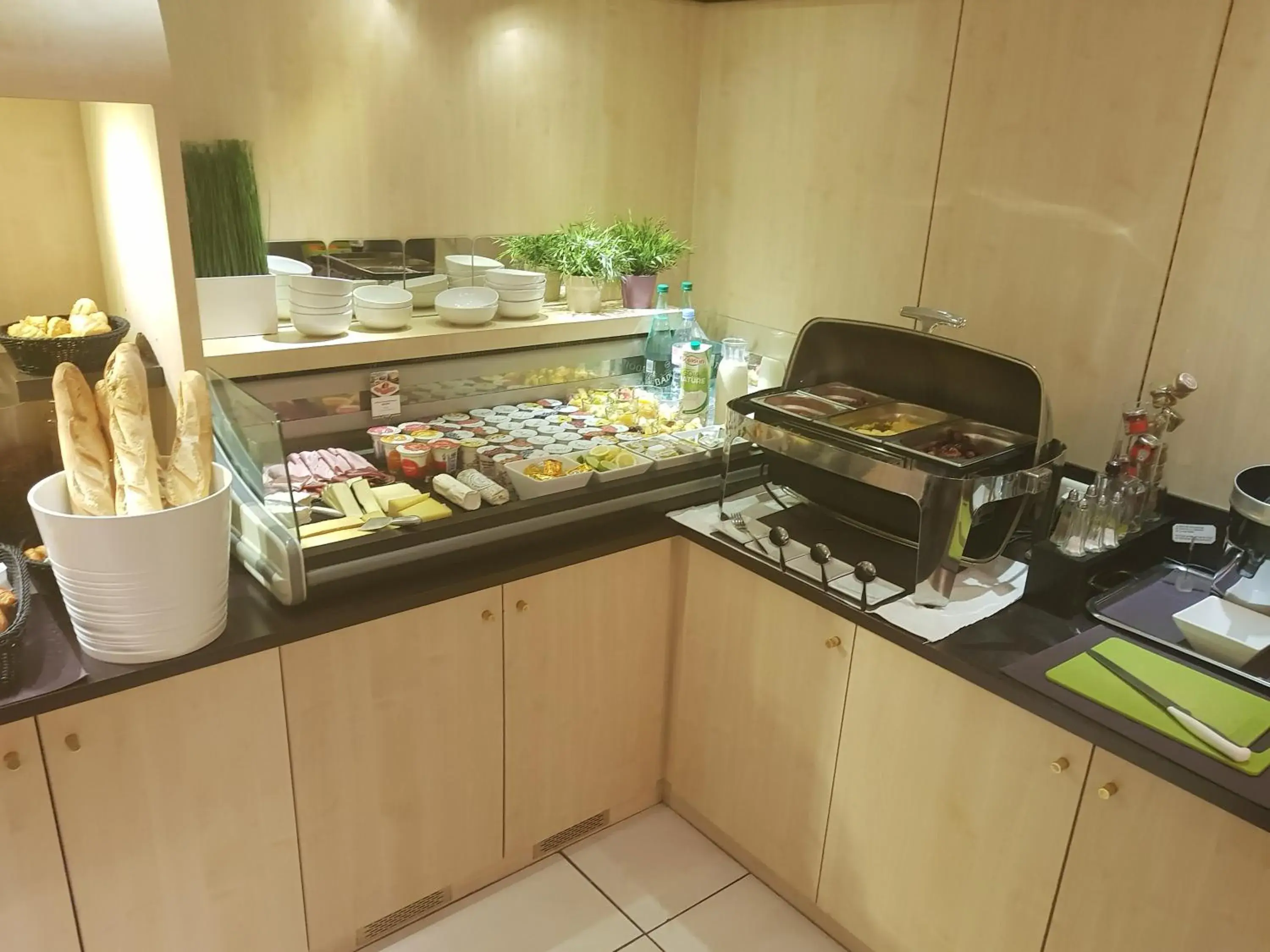 Breakfast in Mercure Tours Centre Gare et Congrès Breakfast in Mercure Tours Centre Gare et Congrès