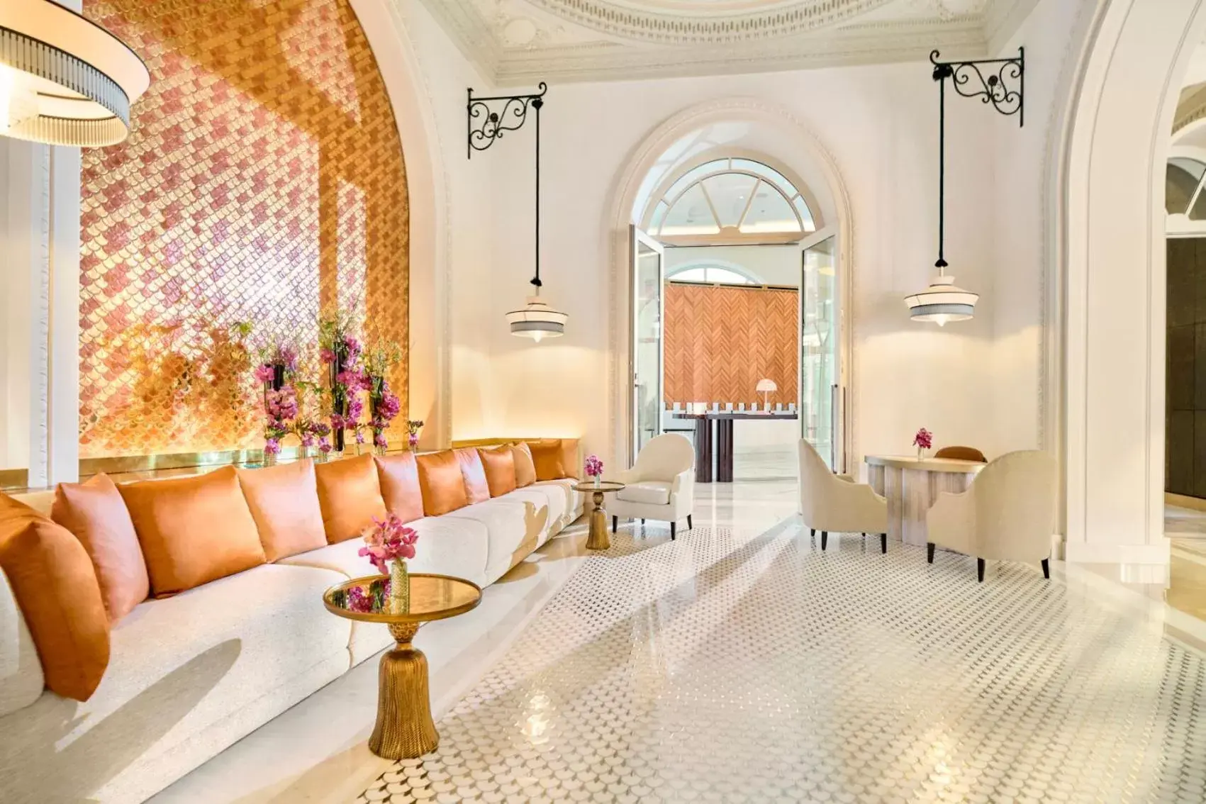 Lobby or reception in Carlton Cannes, a Regent Hotel