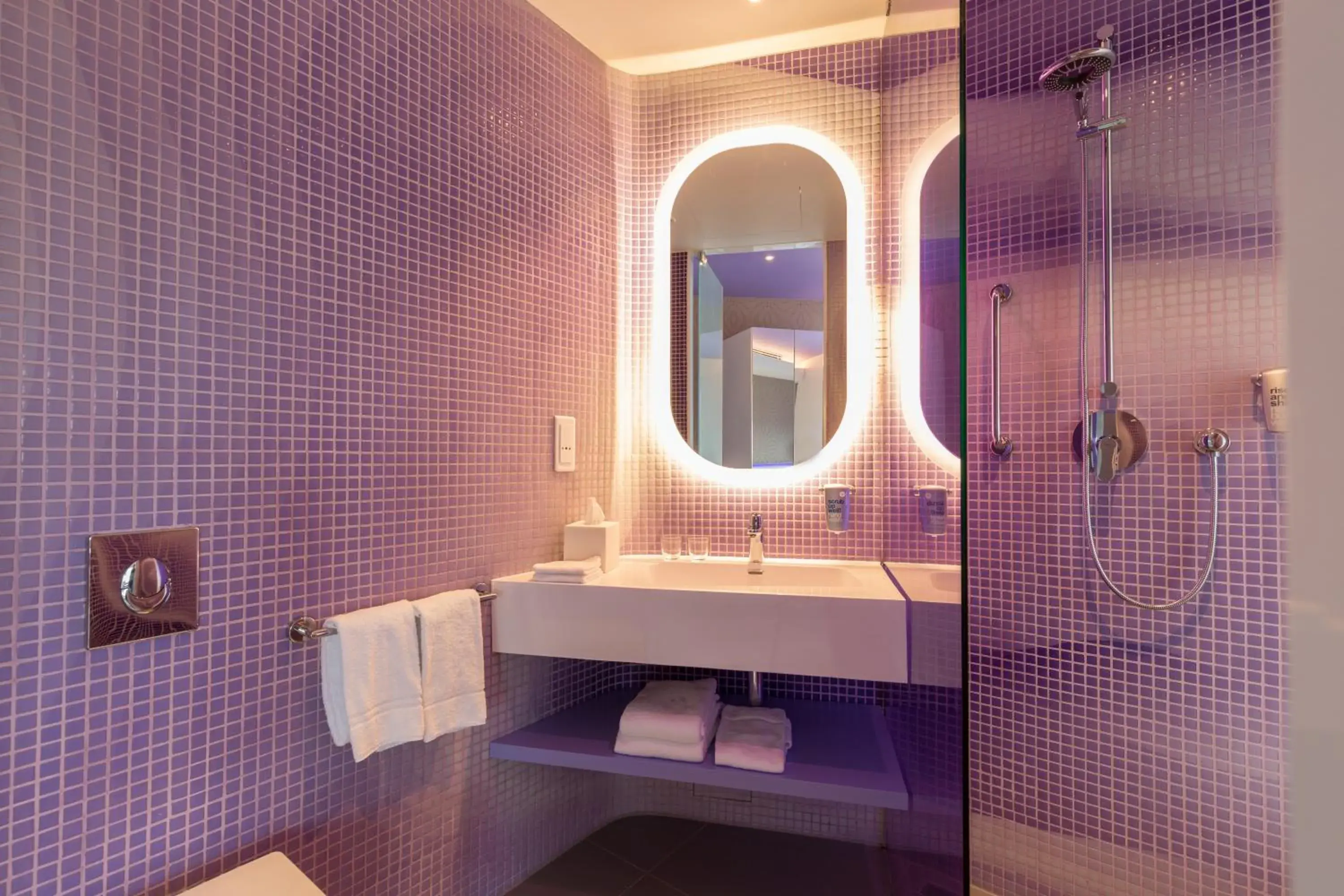 Shower, Bathroom in Park Inn by Radisson Amsterdam City West