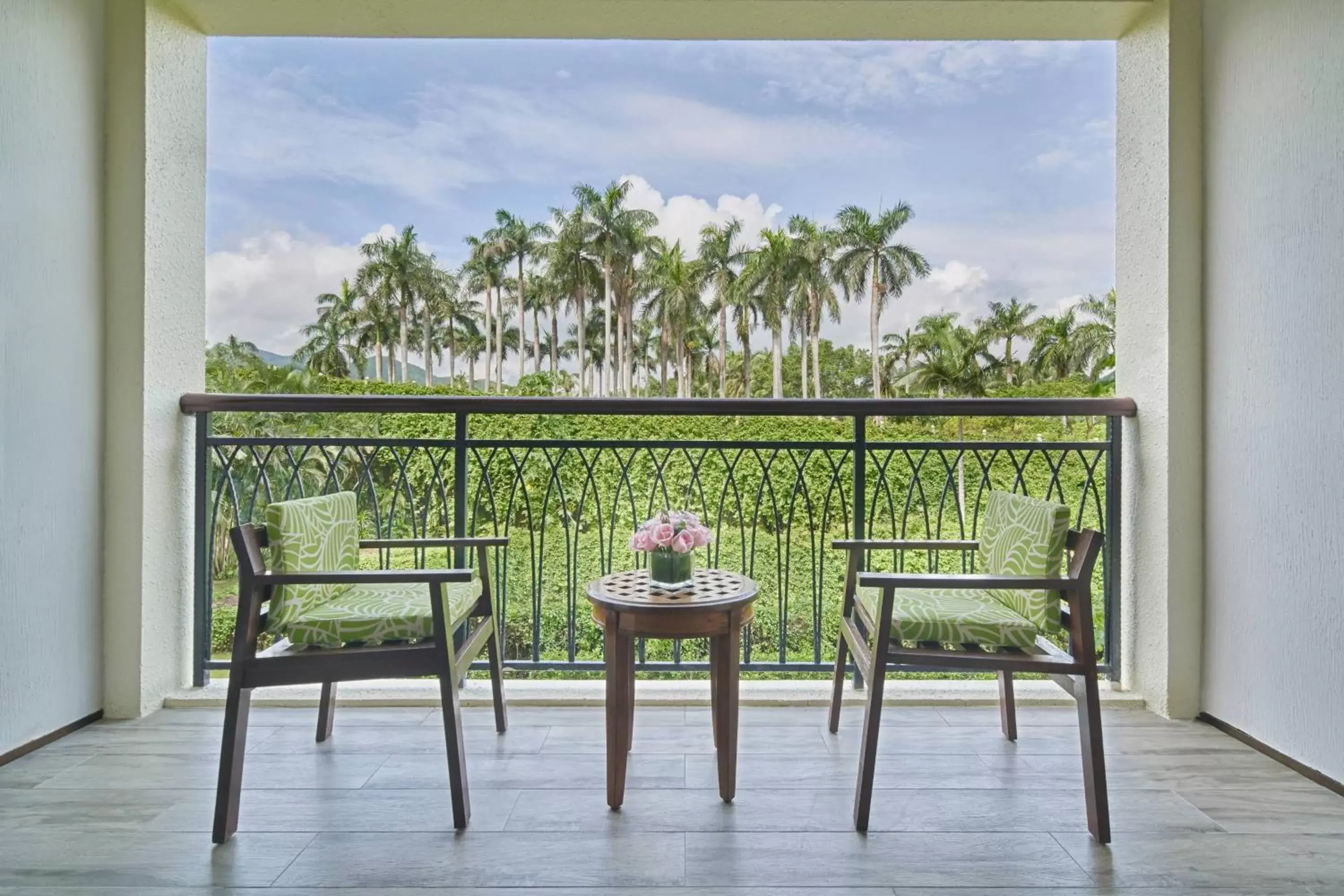 Bedroom, Balcony/Terrace in Sanya Marriott Yalong Bay Resort & Spa