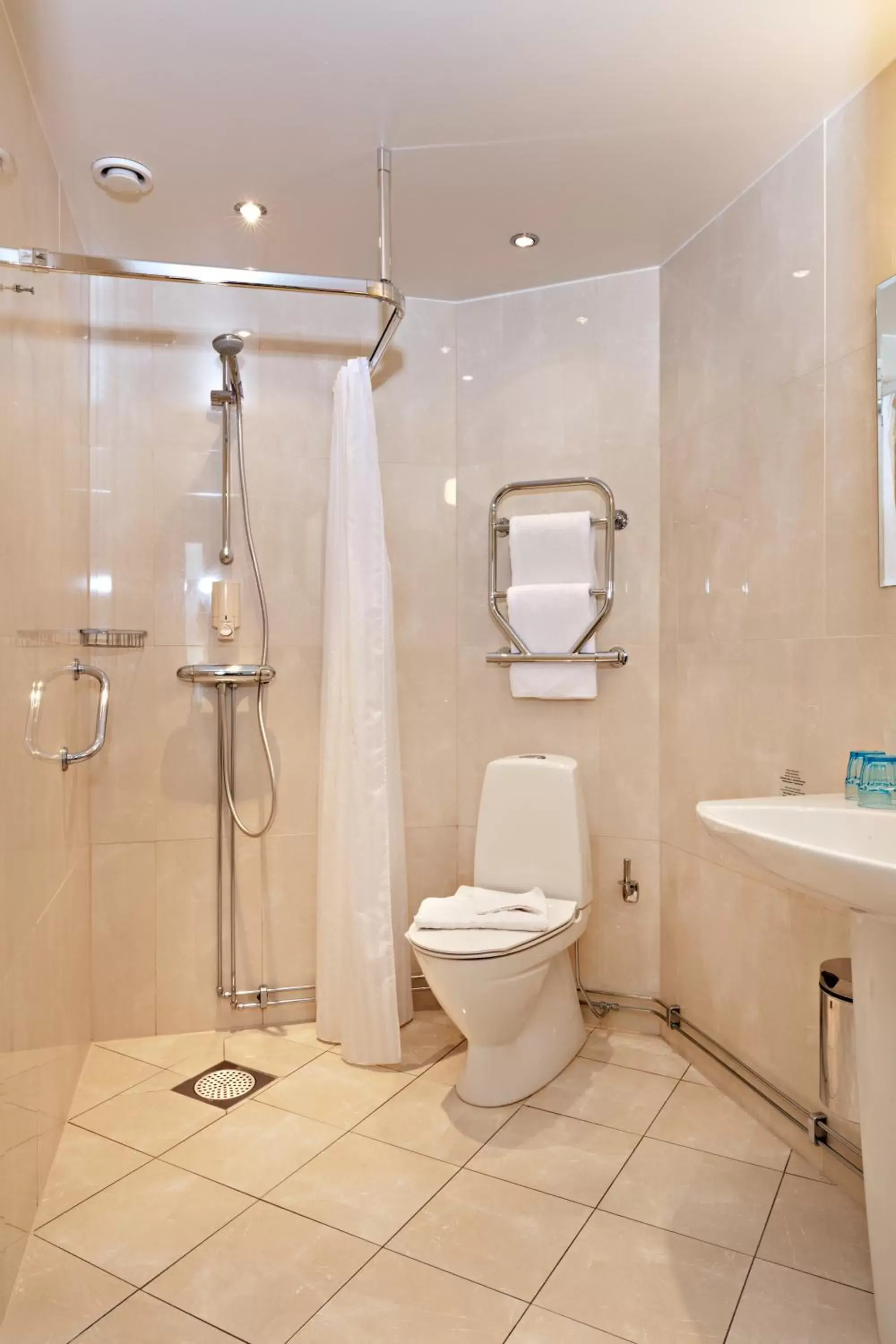 Bathroom in Center Hotel - Sure Hotel by Best Western Bathroom in Center Hotel - Sure Hotel by Best Western