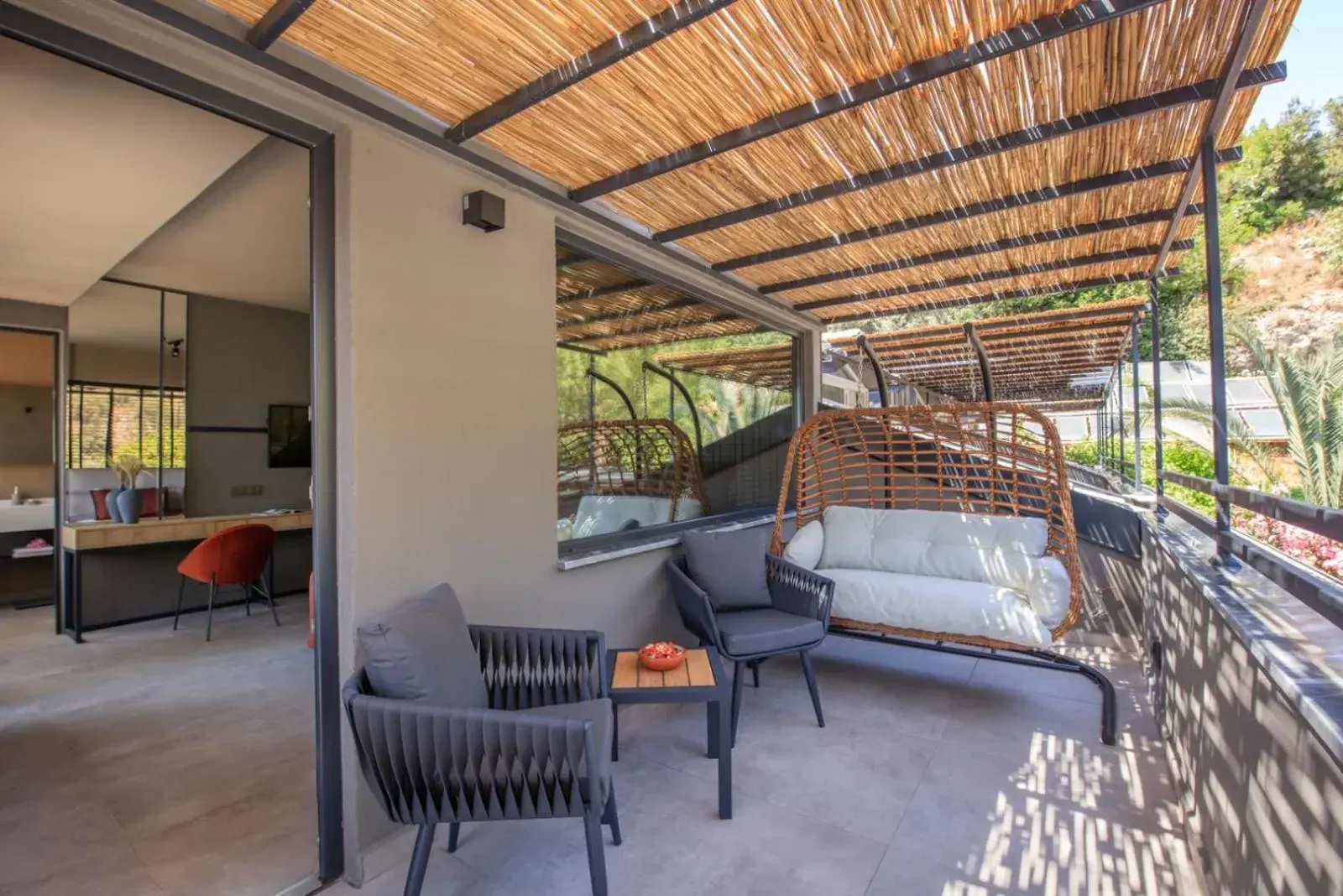 Balcony/Terrace, Seating Area in Morina Deluxe Hotel