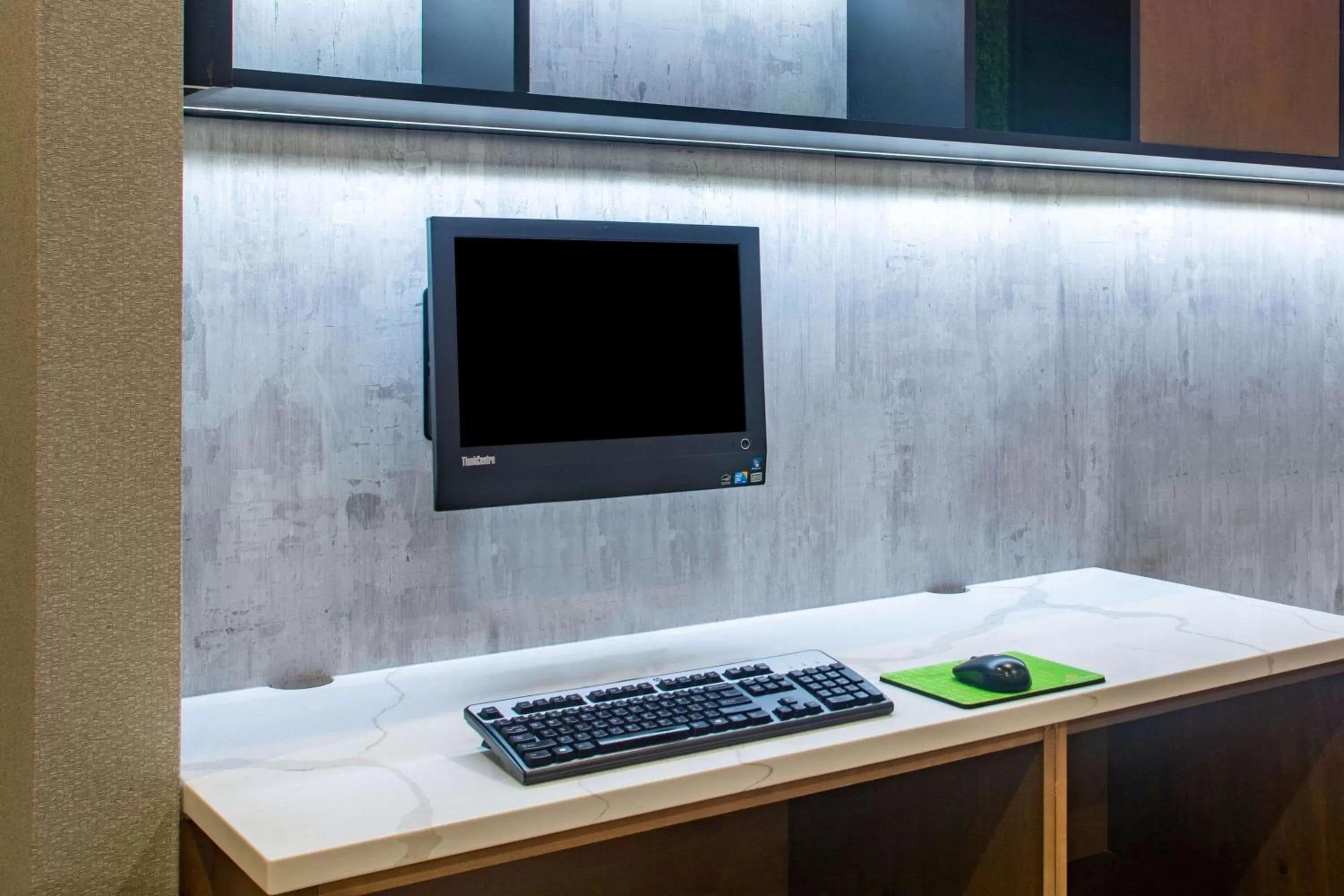 On site in La Quinta Inn & Suites by Wyndham Oxford