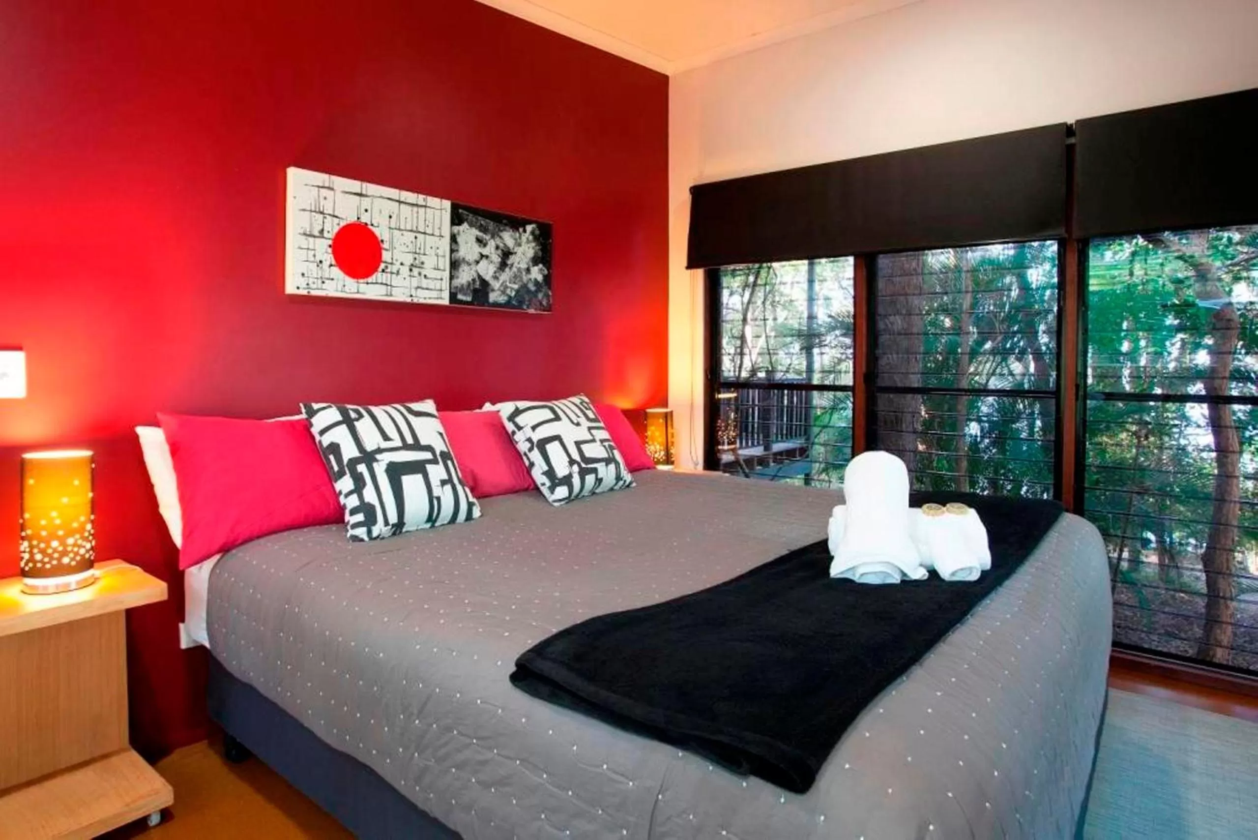 Bedroom, Bed in Eumarella Shores Noosa Lake Retreat