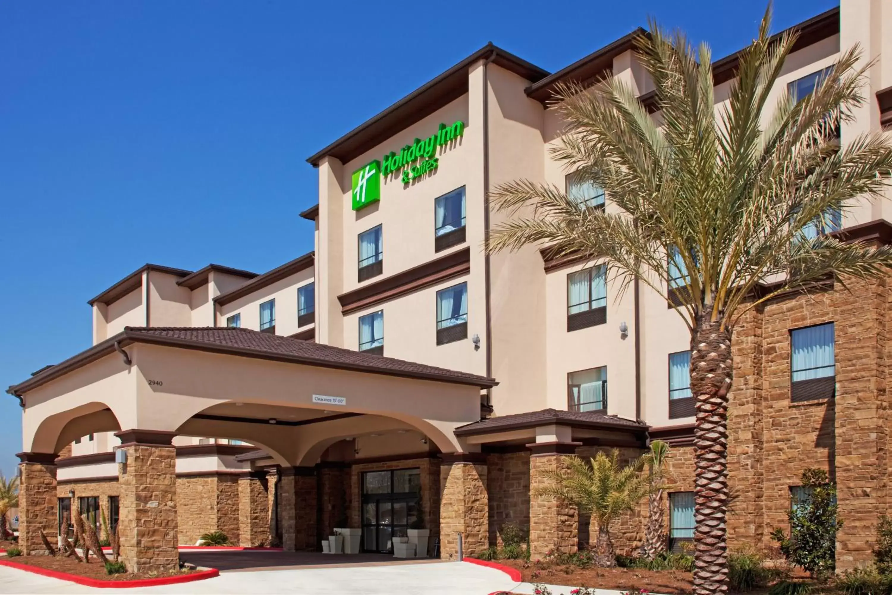 Property Building in Holiday Inn Hotel & Suites Lake Charles South, an IHG Hotel
