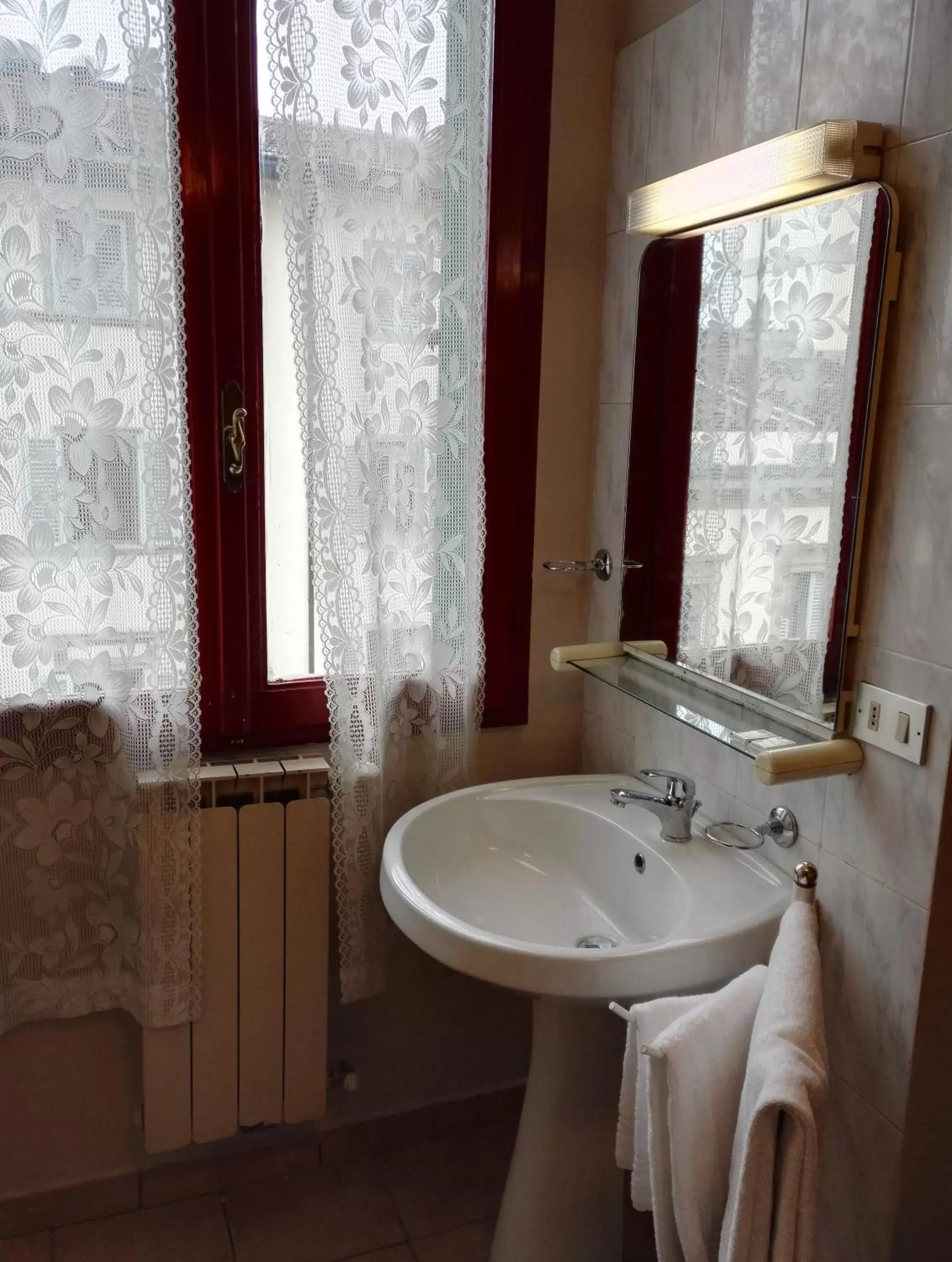 Bathroom in Hotel Masaccio