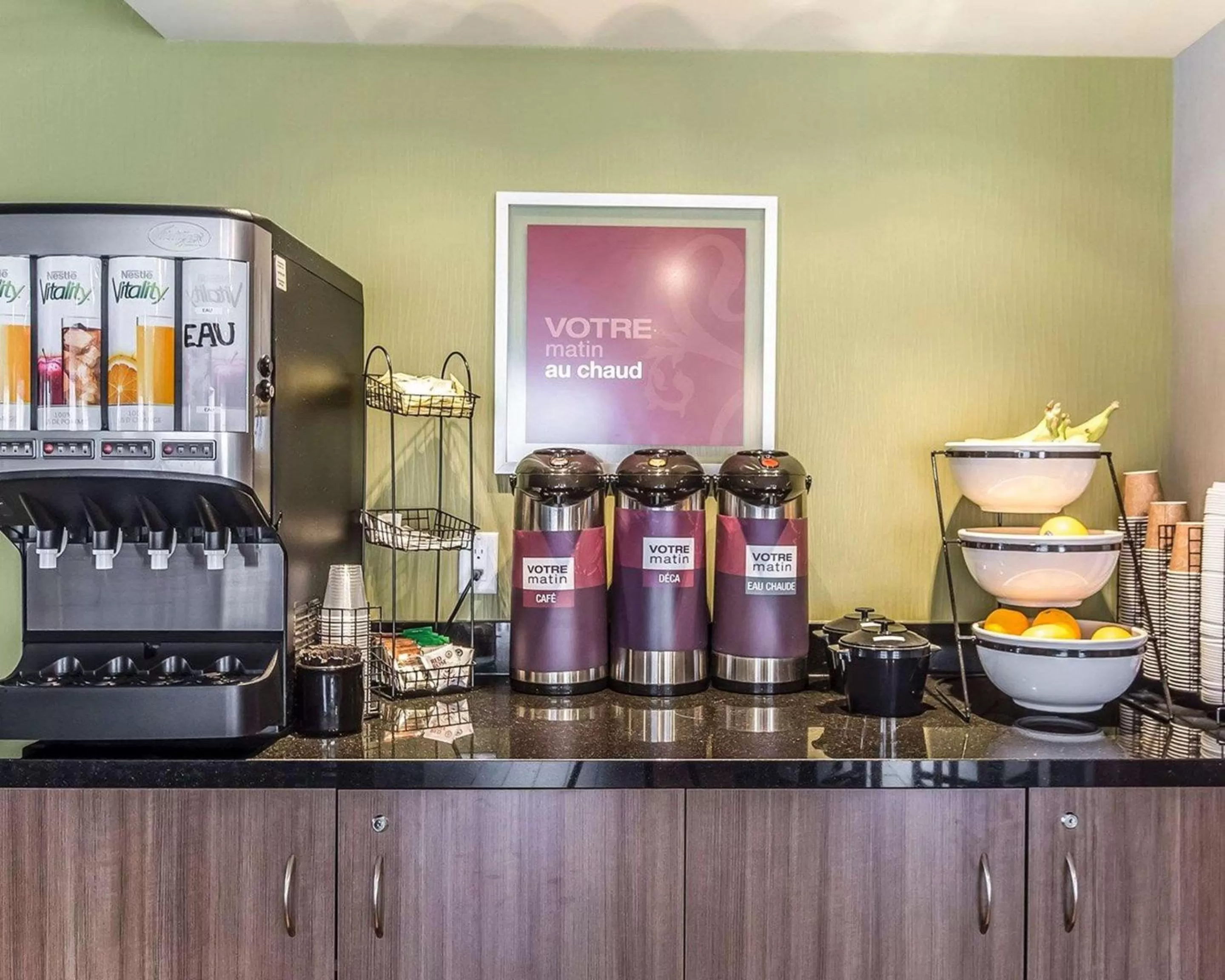 Restaurant/places to eat in Comfort Inn