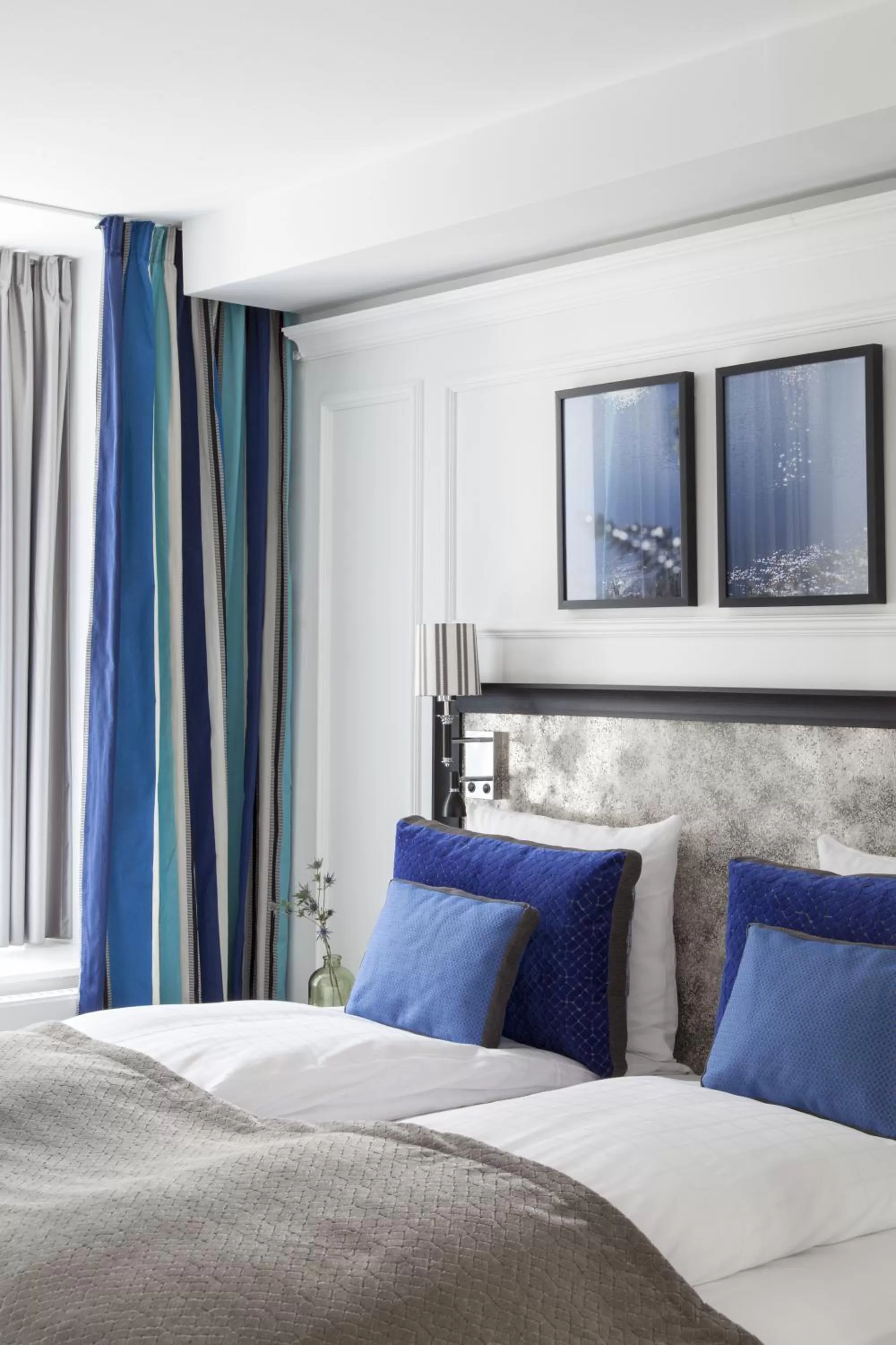 Bathroom, Bed in Absalon Hotel