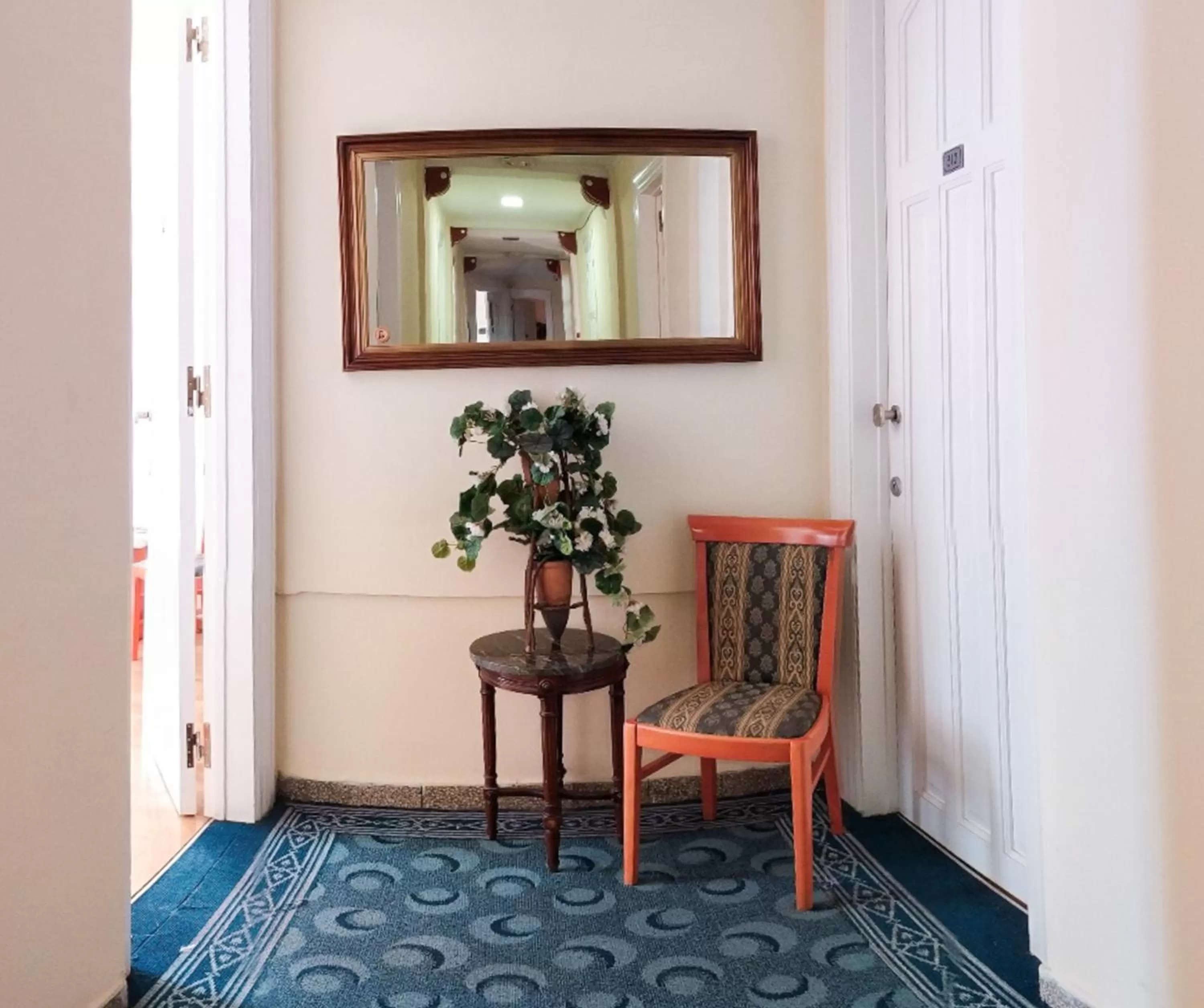 Decorative detail in Cecil Hotel