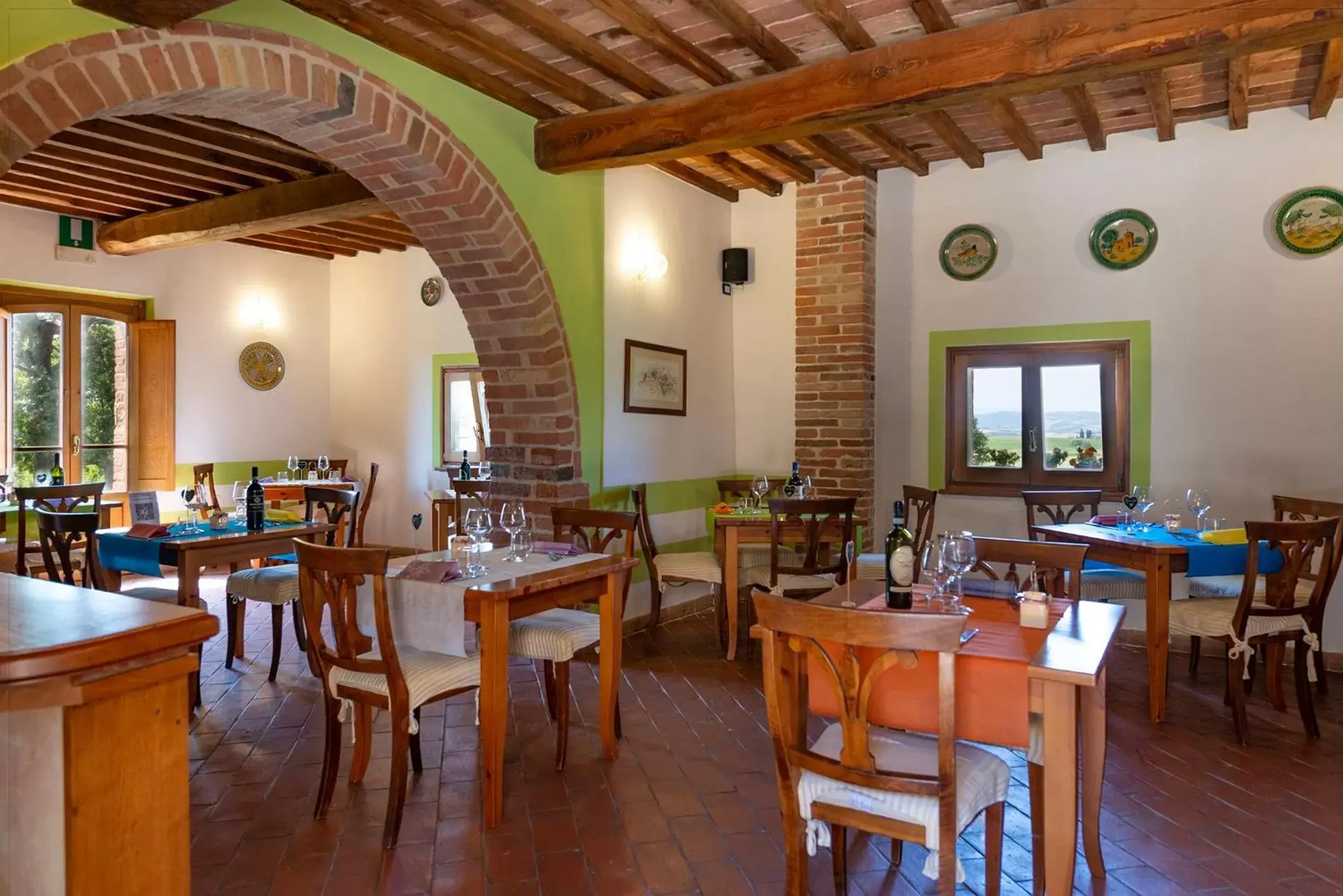 Restaurant/Places to Eat in Locanda Vesuna