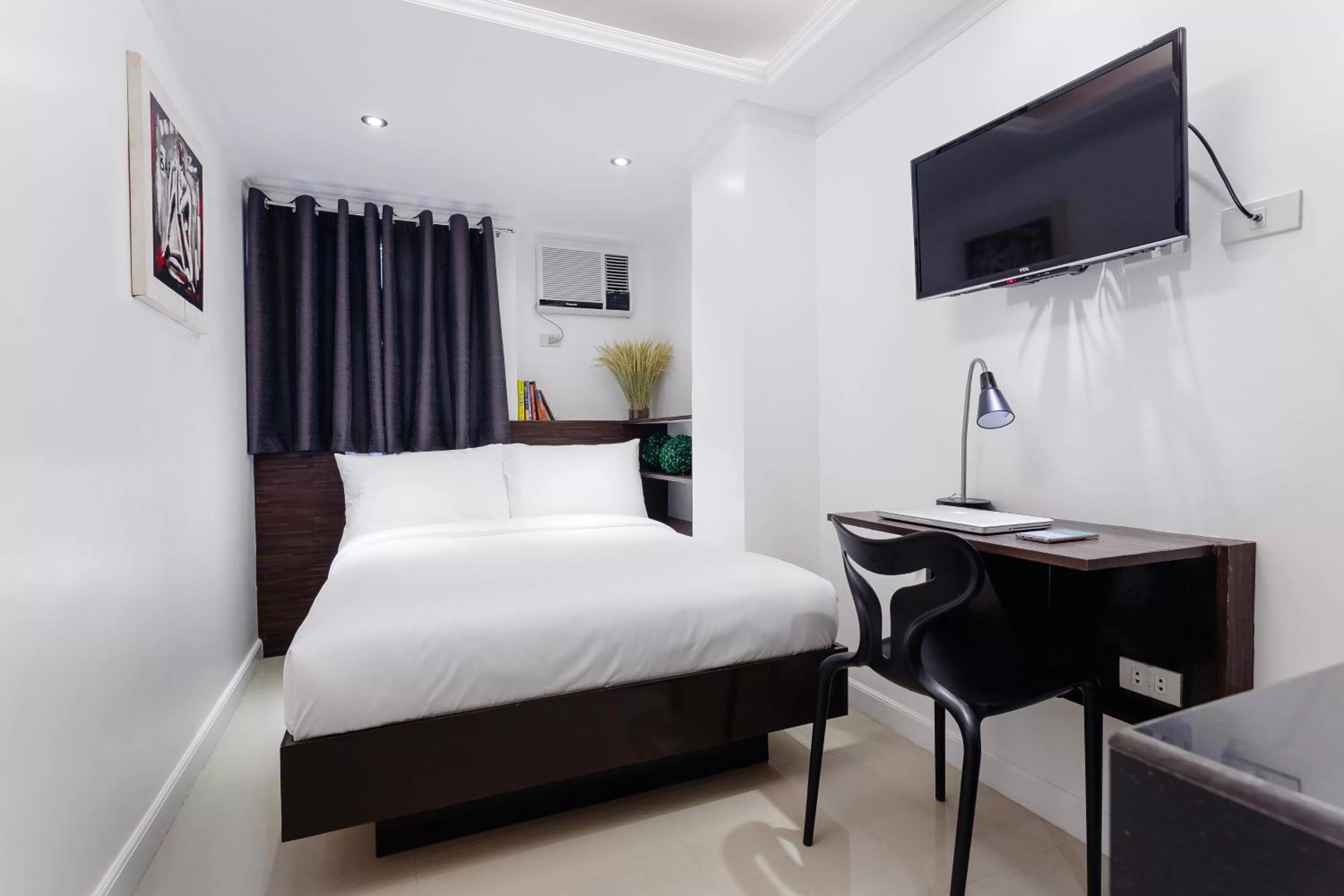 Nest Nano Suites Poblacion - Makati