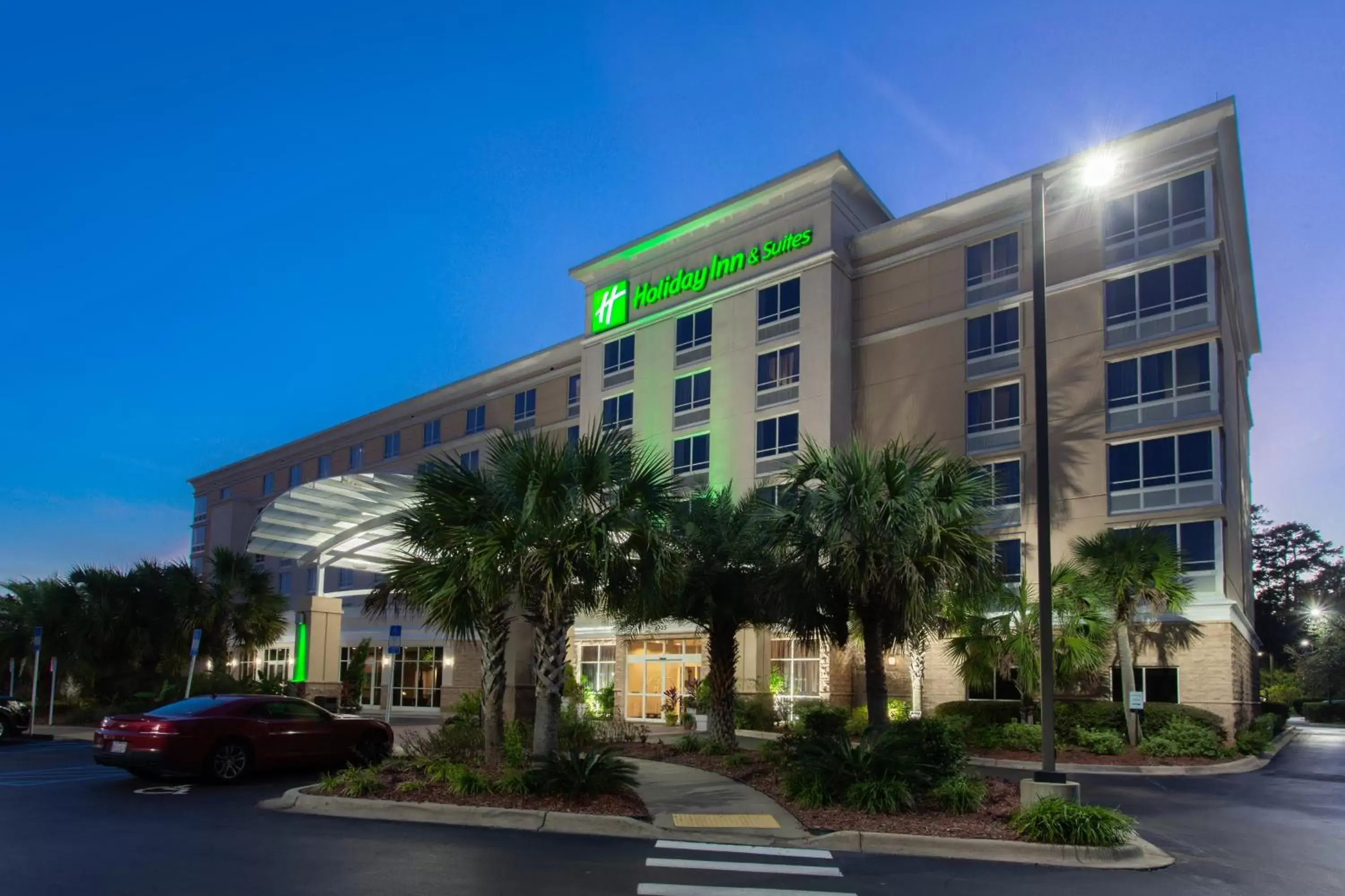 Property building in Holiday Inn Hotel & Suites Tallahassee Conference Center North, an IHG Hotel