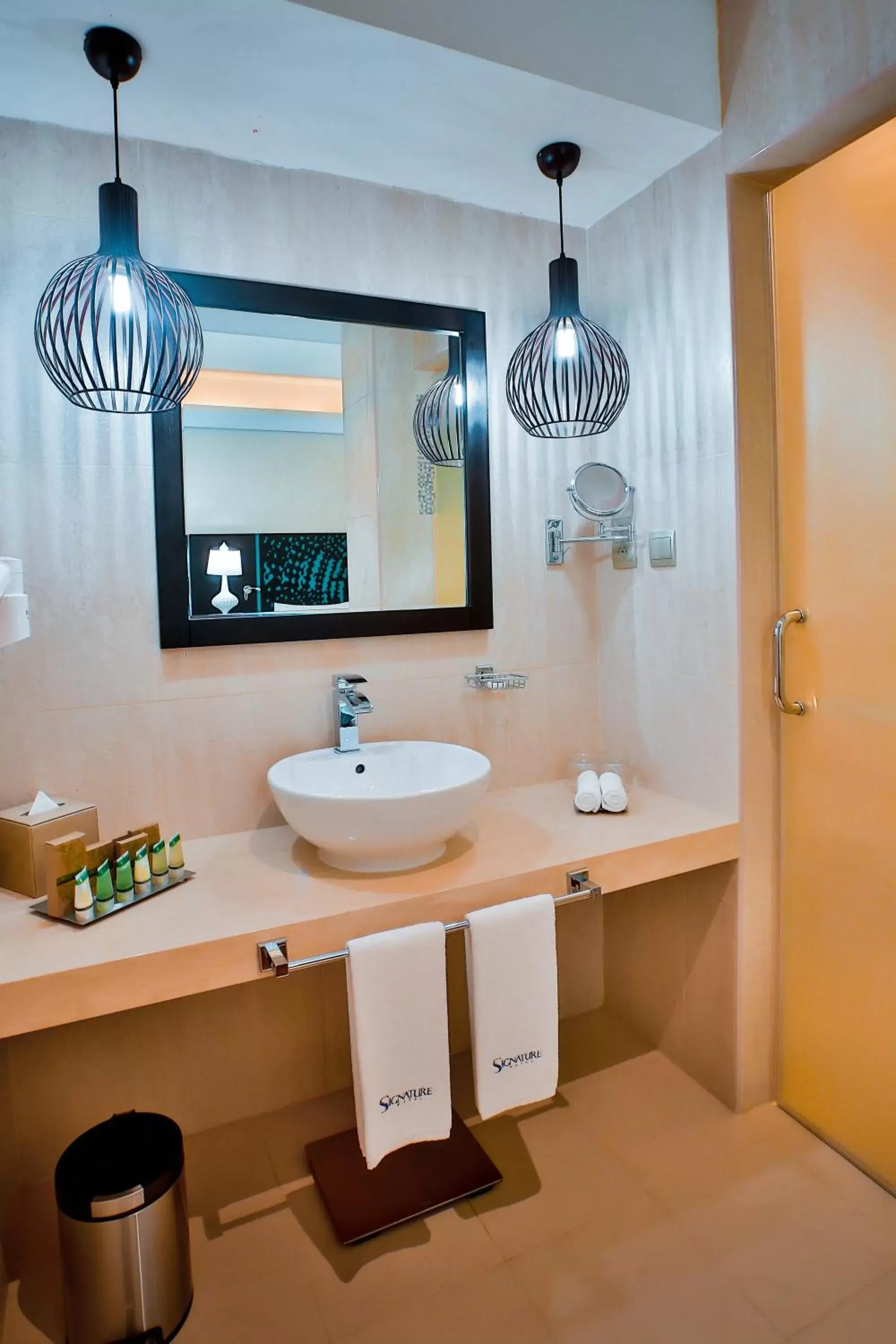 Bedroom, Bathroom in Signature Hotel Al Barsha
