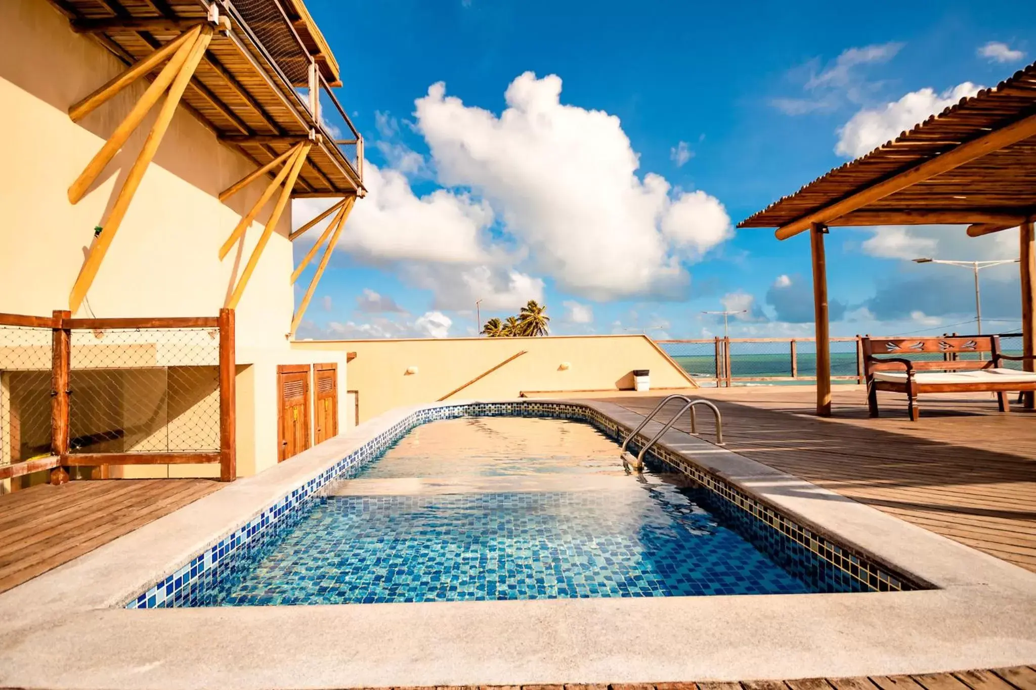 Swimming Pool in Porto Suítes Natal Hotel