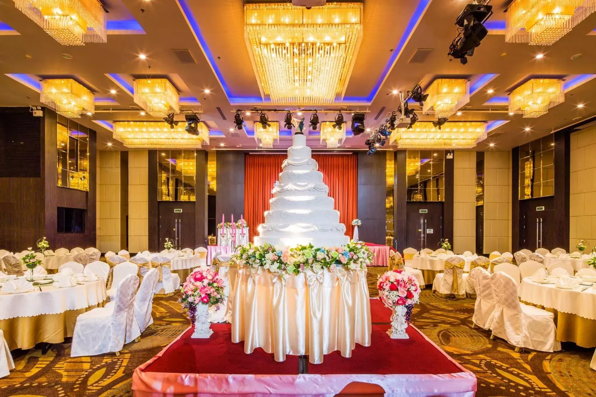wedding, Banquet Facilities in Maple Hotel