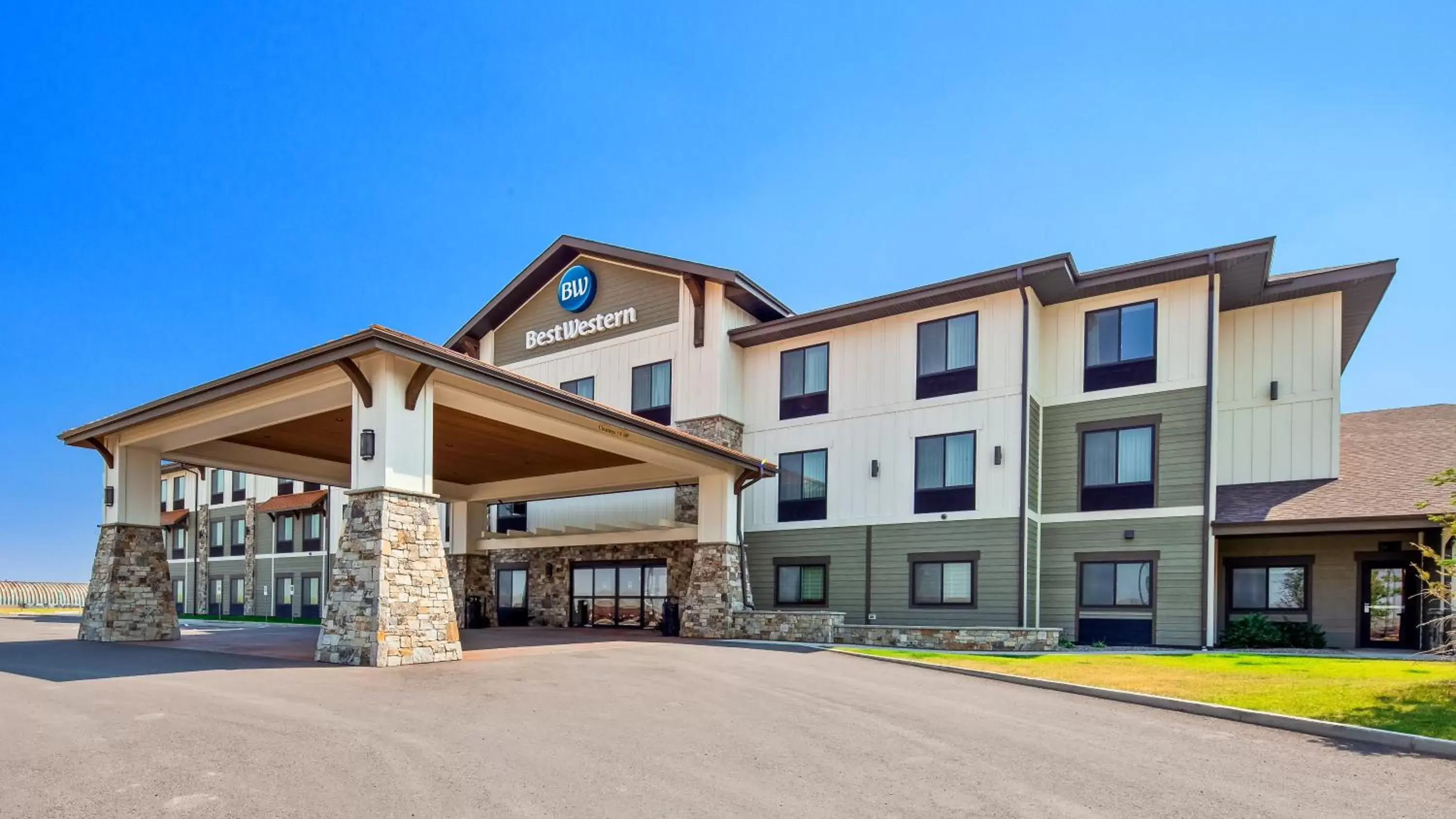 Facade/entrance, Property Building in Best Western Shelby Inn & Suites