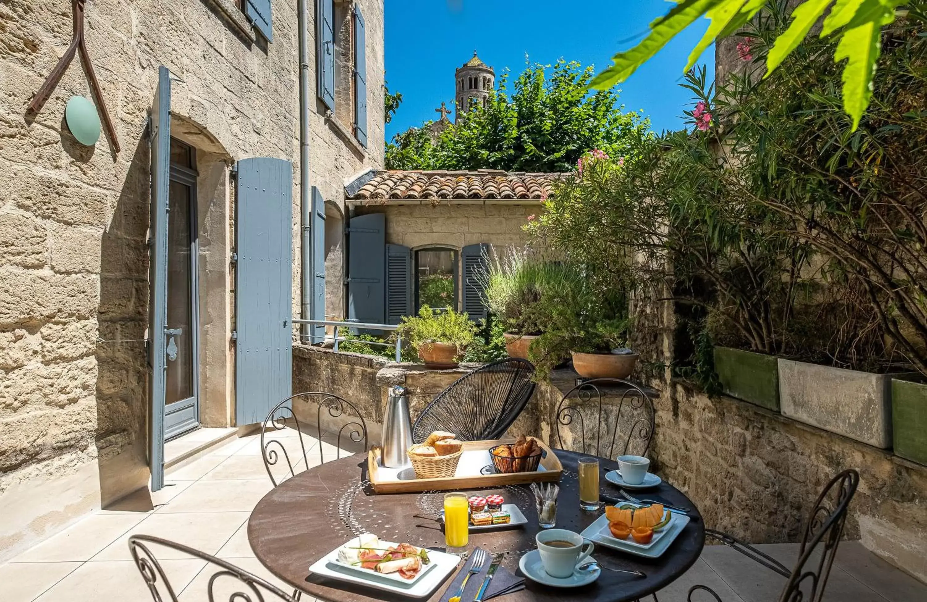 Patio in Boutique Hôtel Entraigues