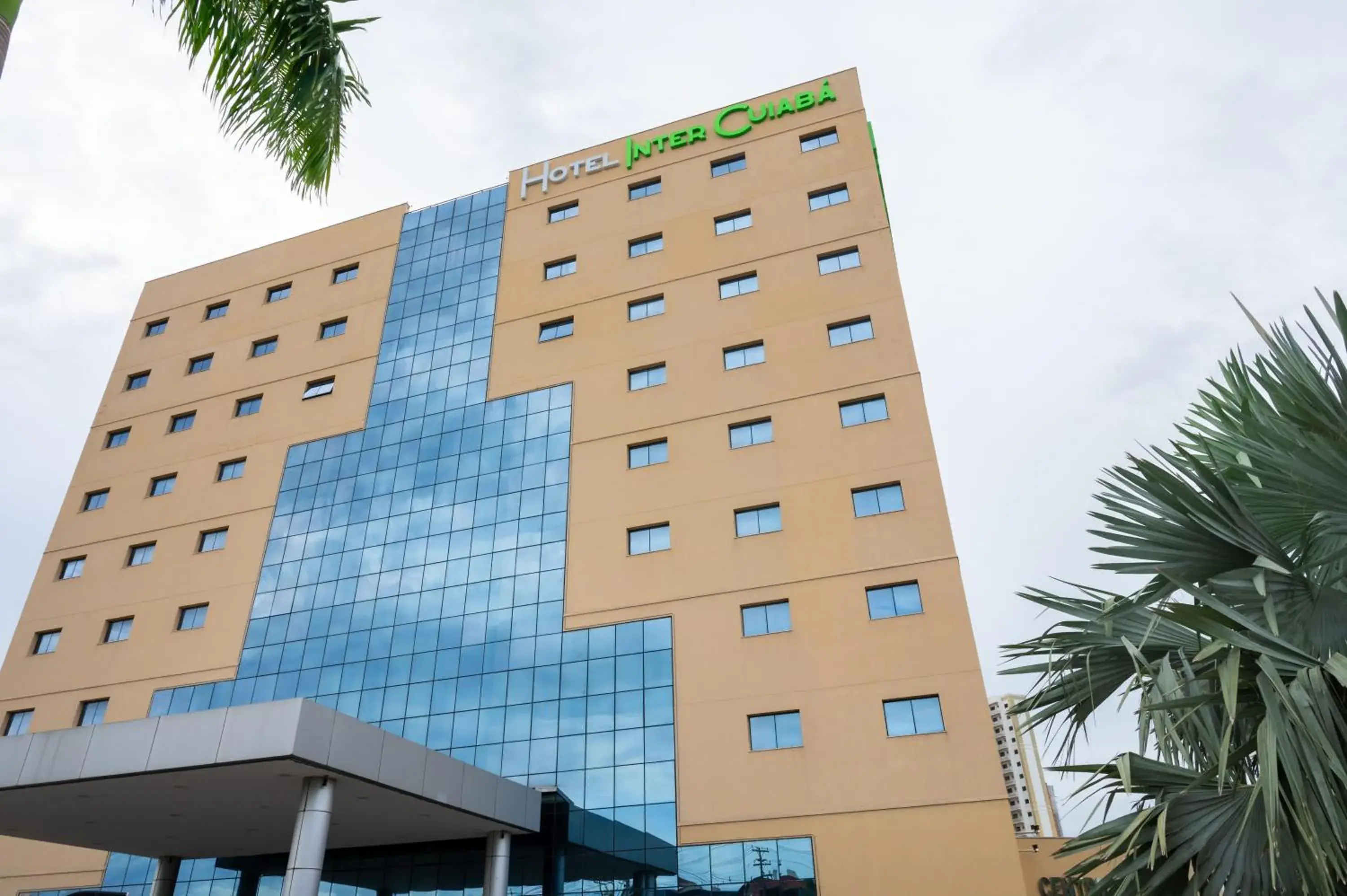 Property Building in Holiday Inn Cuiaba, an IHG Hotel