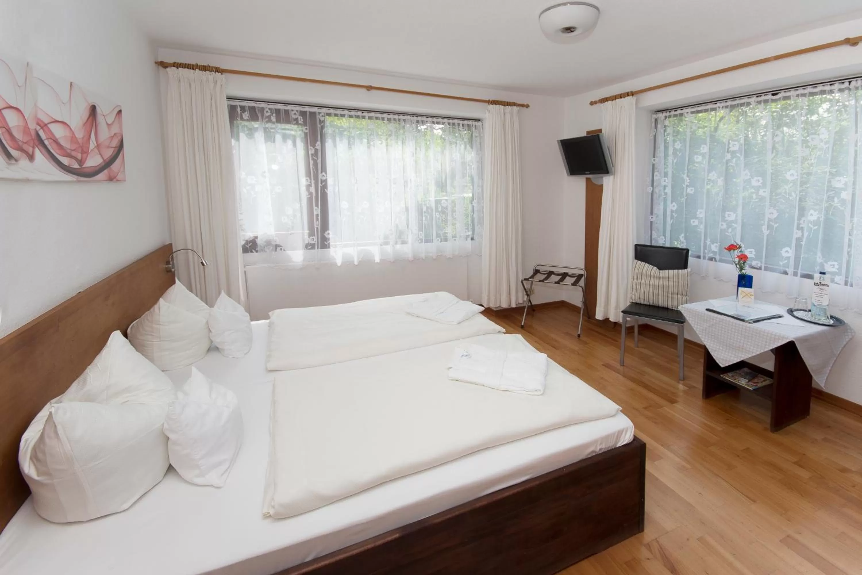 Photo of the whole room, Bed in Hotel am Wasserturm