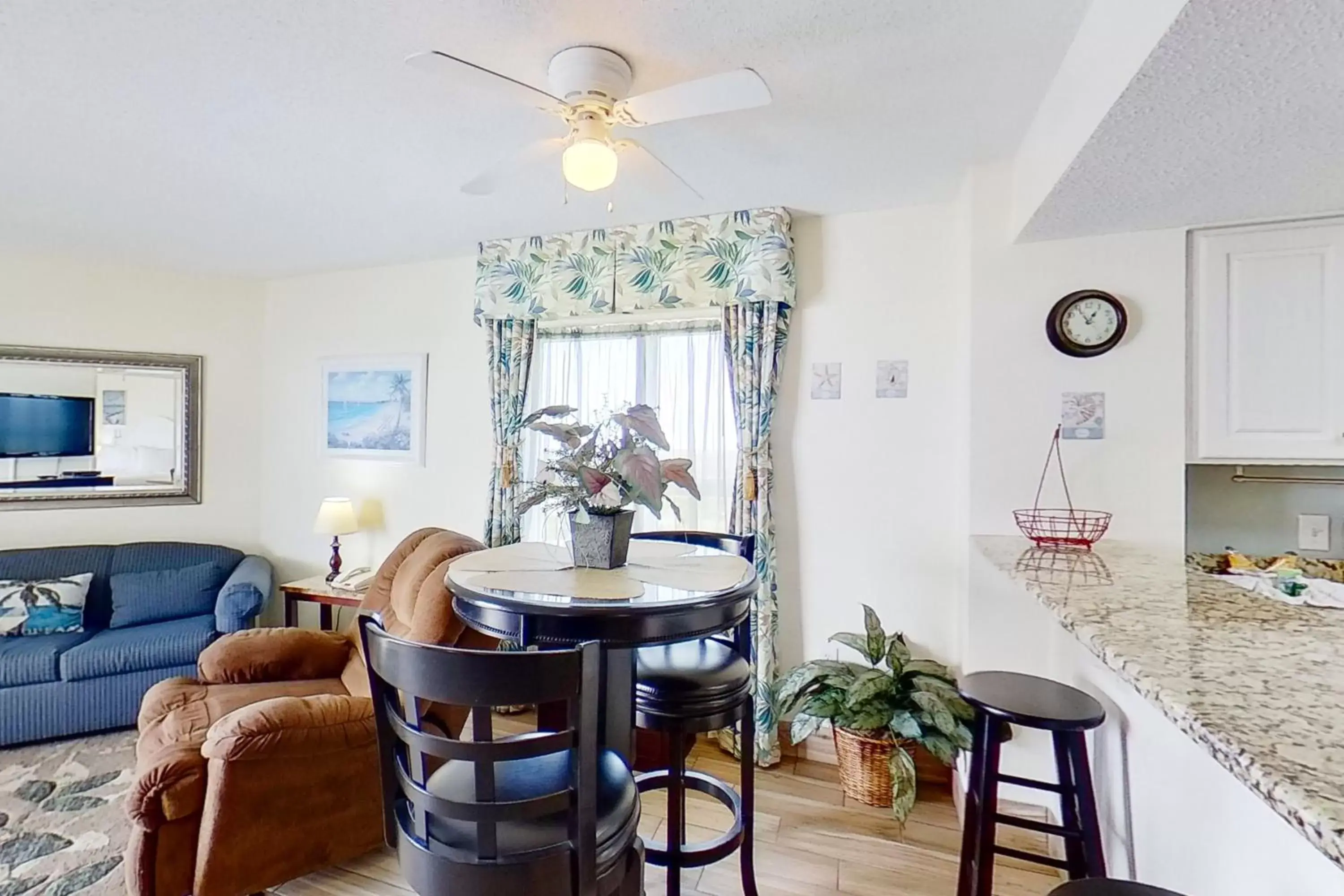 Dining Area in Bay Watch 1941