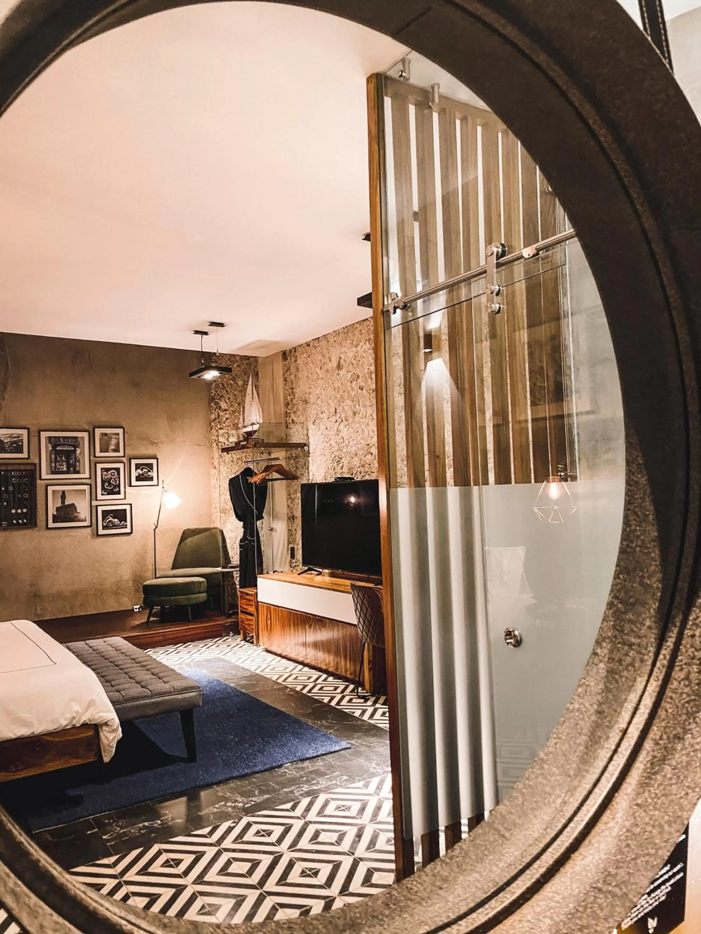 Bathroom, Bed in Diez Diez Collection