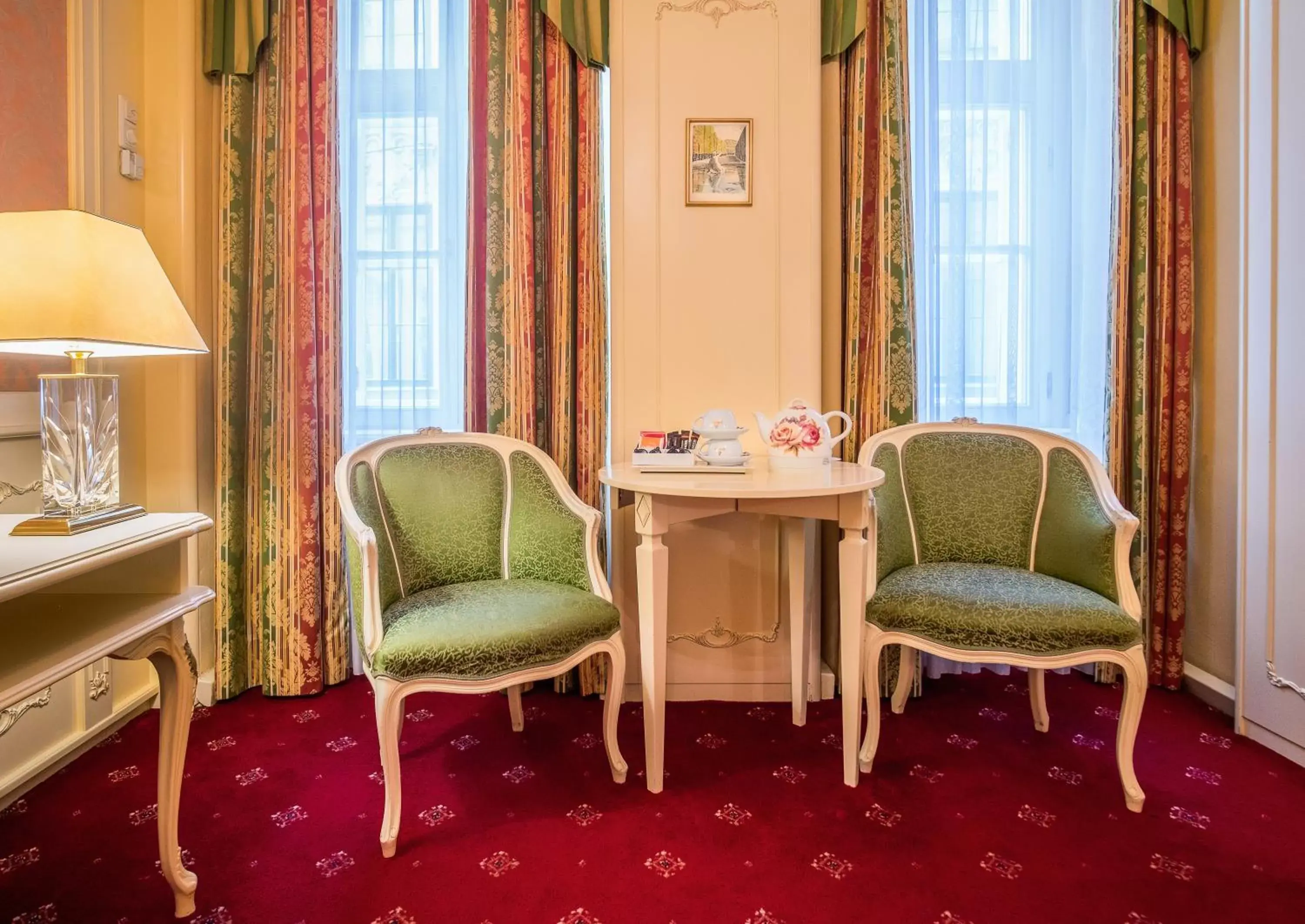 Living room, Seating Area in Schlosshotel Römischer Kaiser