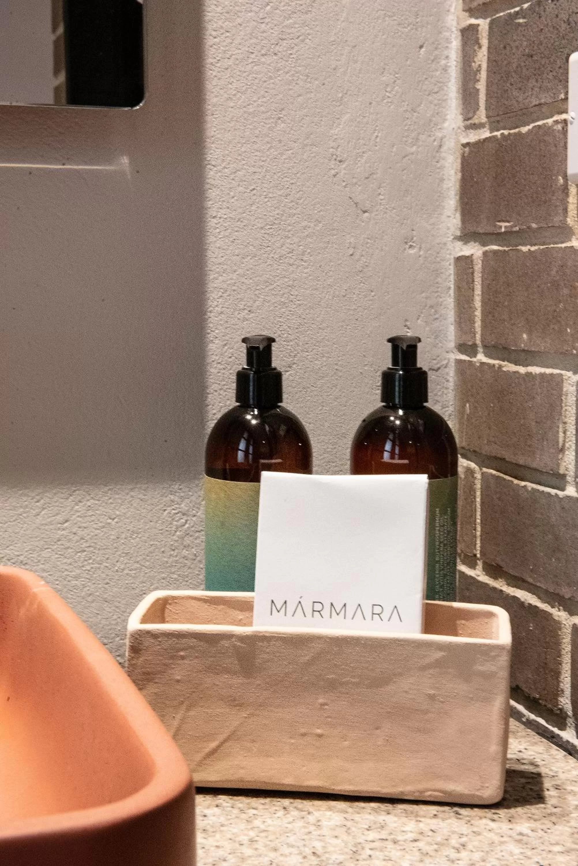 Bathroom in Casa Rose Hotel