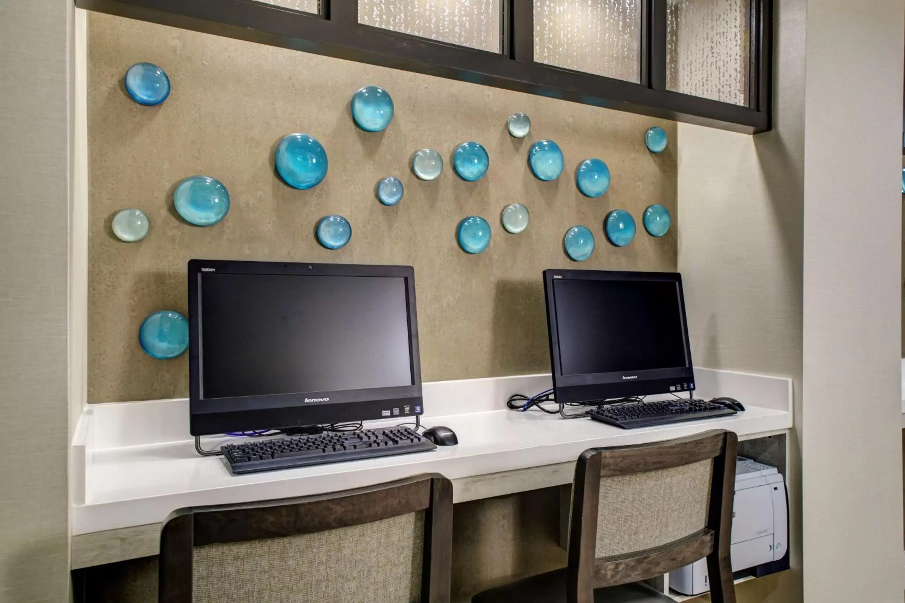 Business facilities, TV/Entertainment Center in Hampton Inn Atlanta-Georgia Tech-Downtown