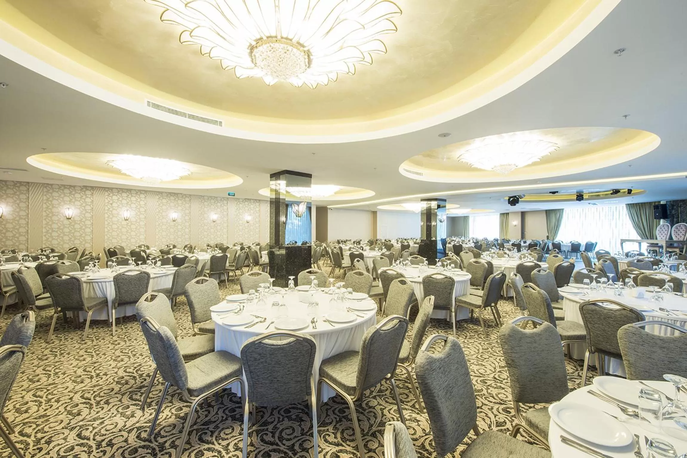 Banquet/Function facilities in Ramada by Wyndham Gemli̇k