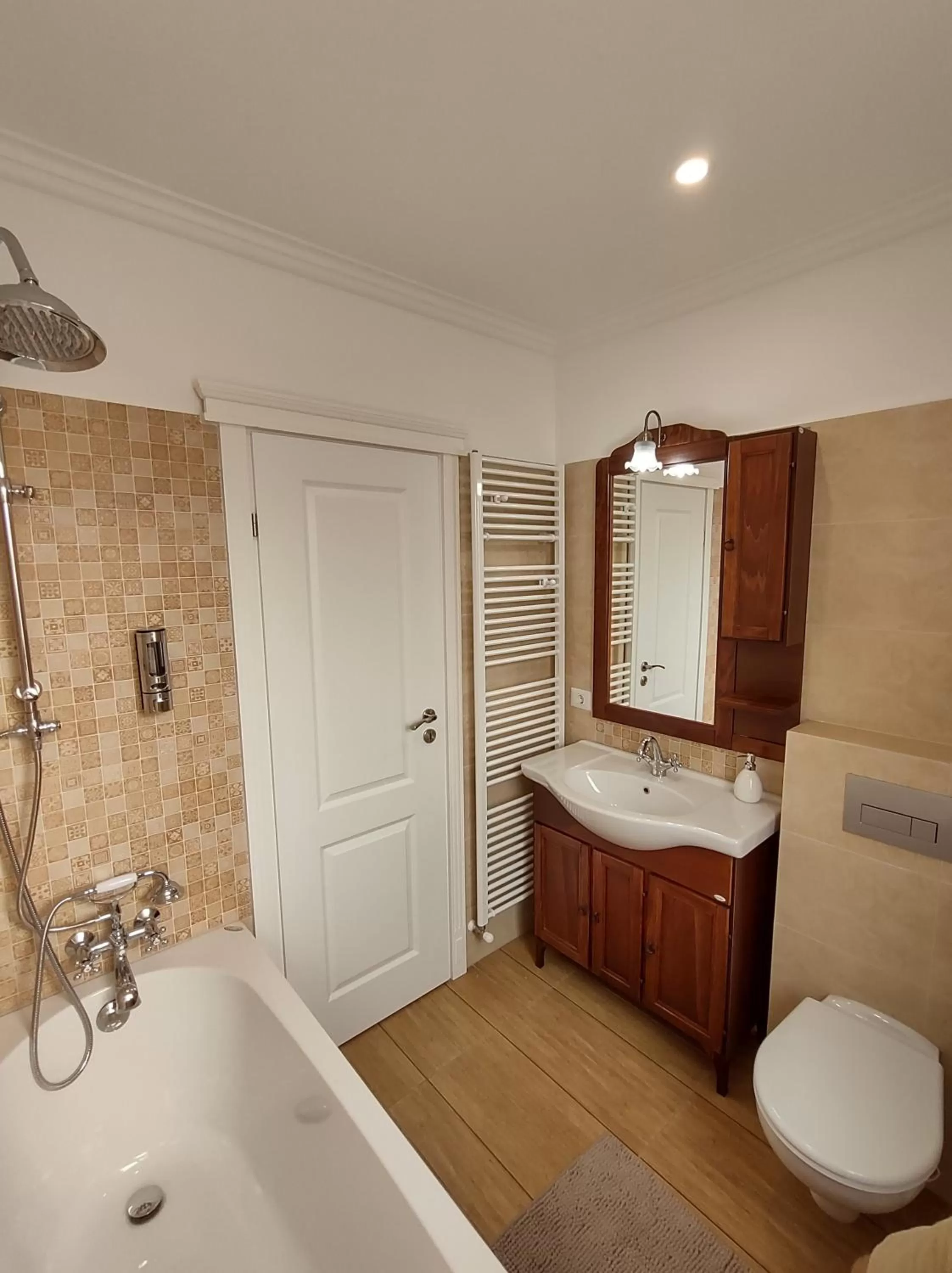 Bathroom in Fanea Residence