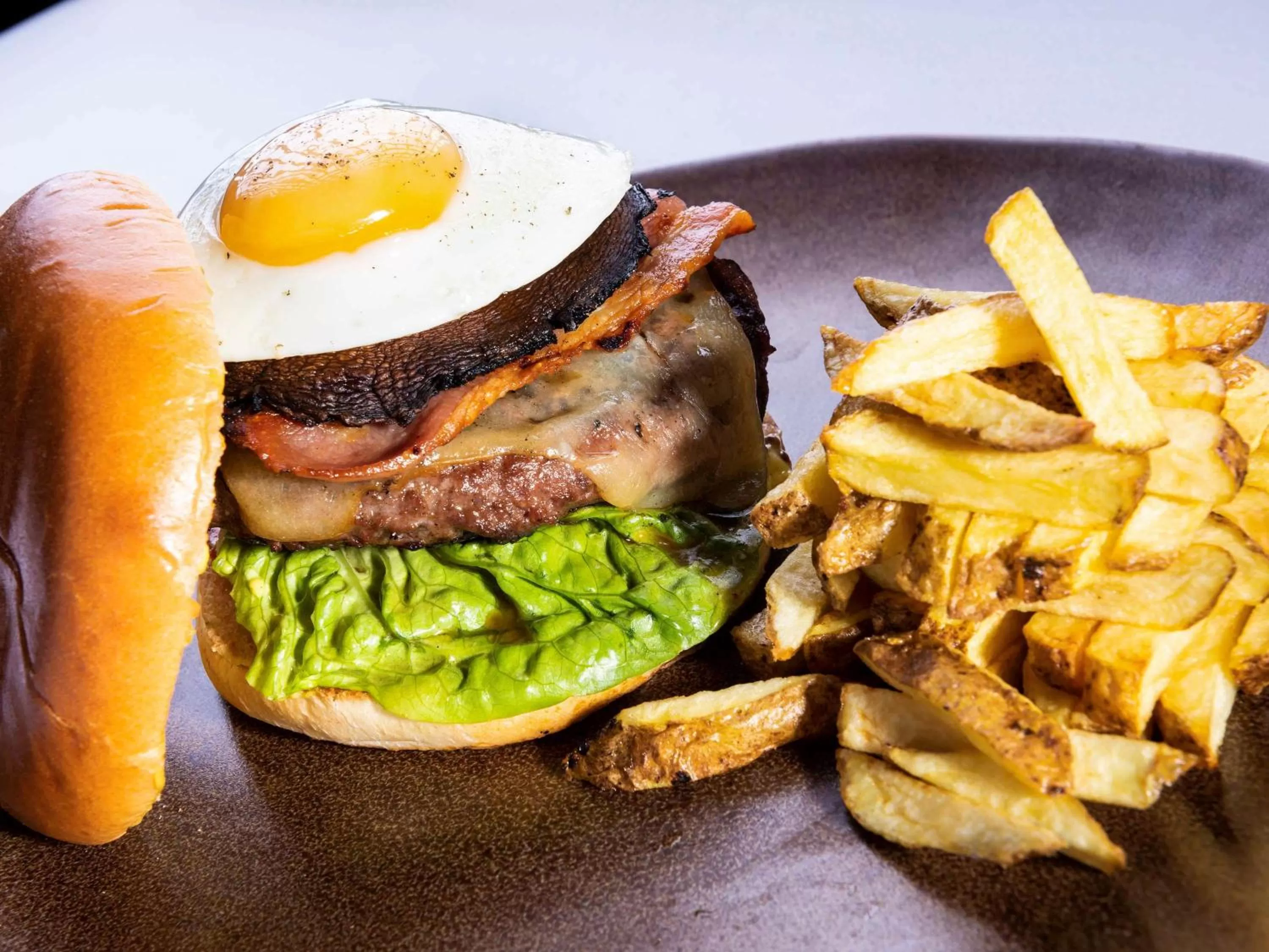 Lounge or bar, Food in Brandon Hall Hotel & Spa Warwickshire