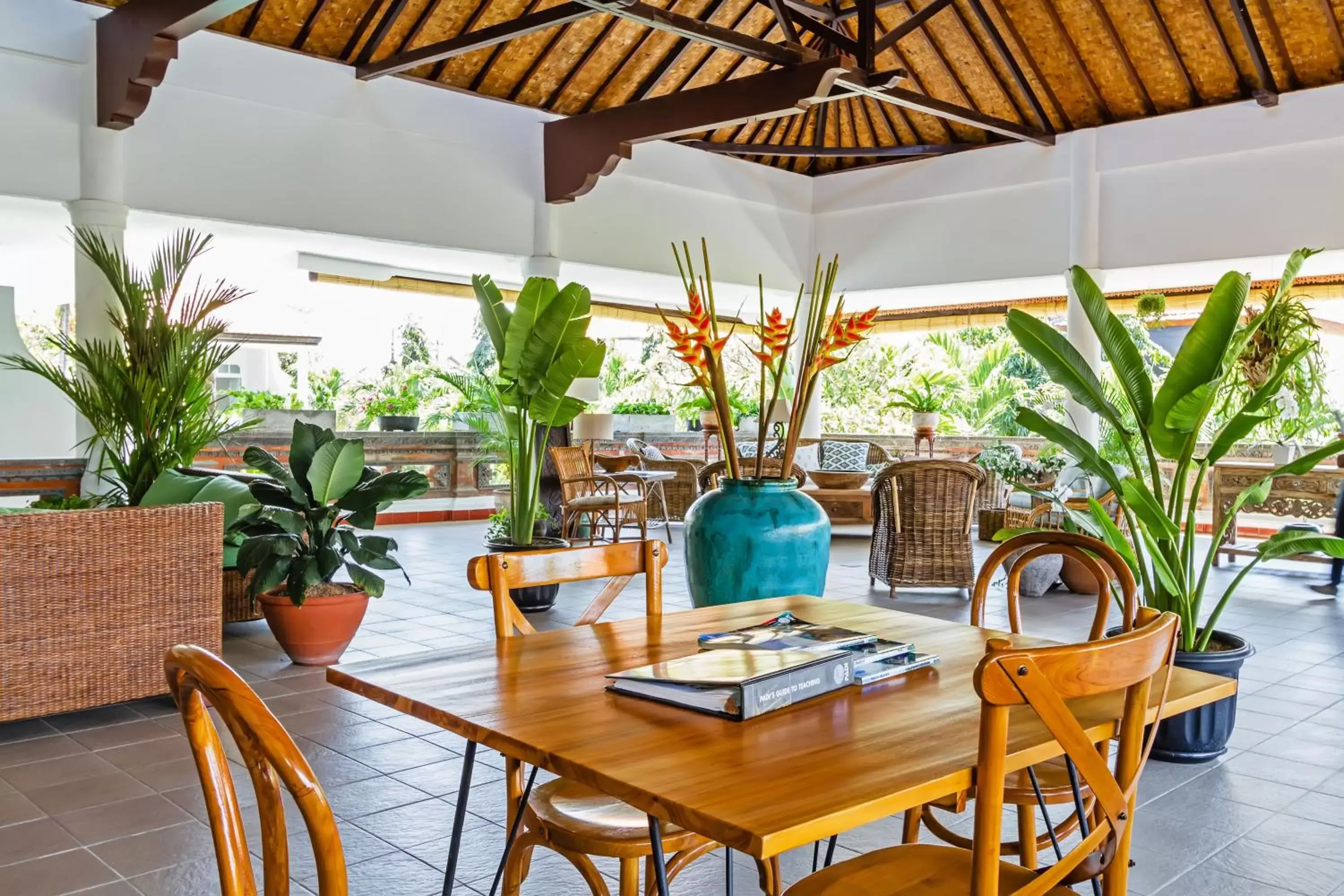 Property building, Restaurant/Places to Eat in Akaya Bali