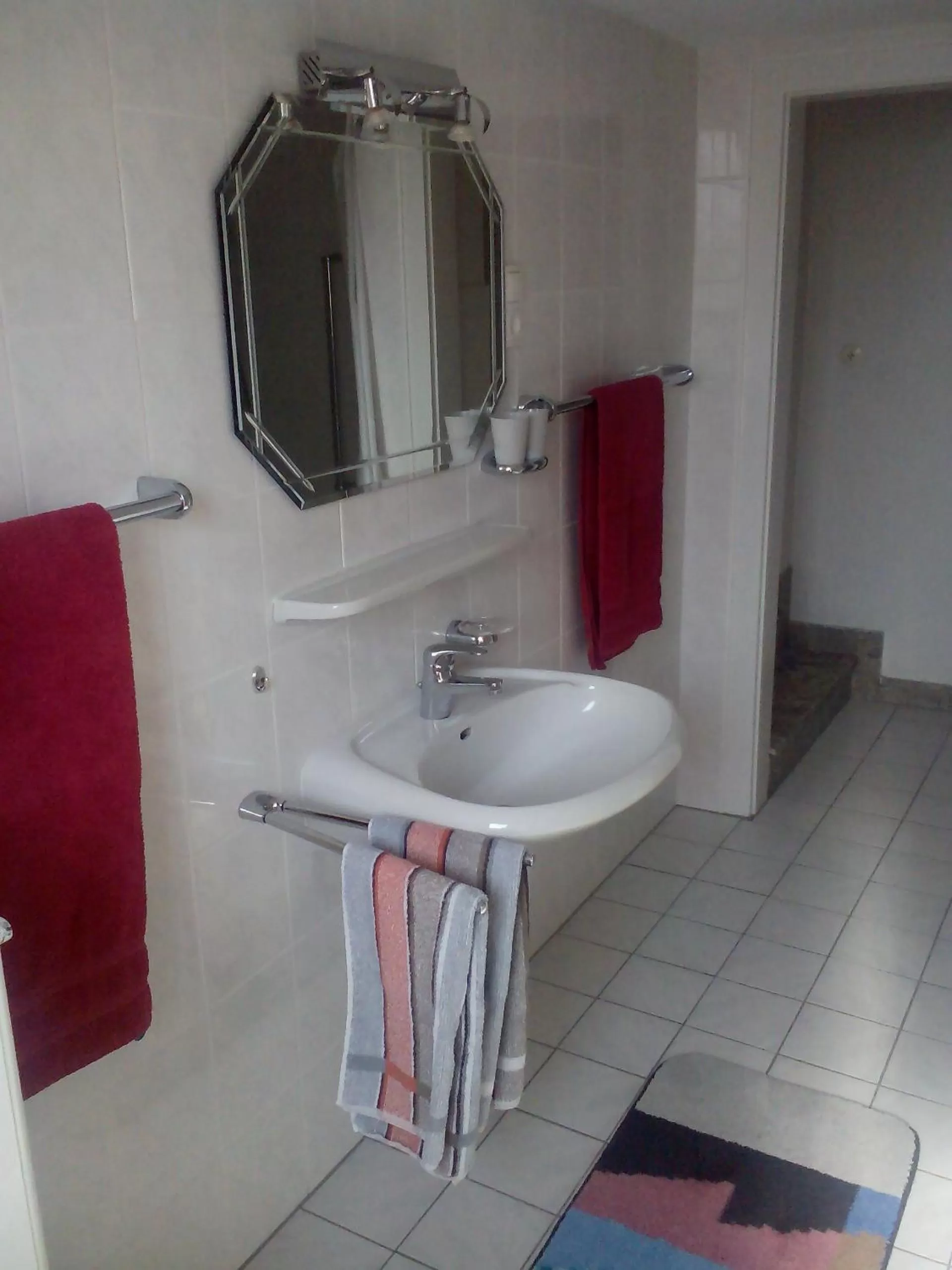 Bathroom in Landgasthof Schänzer