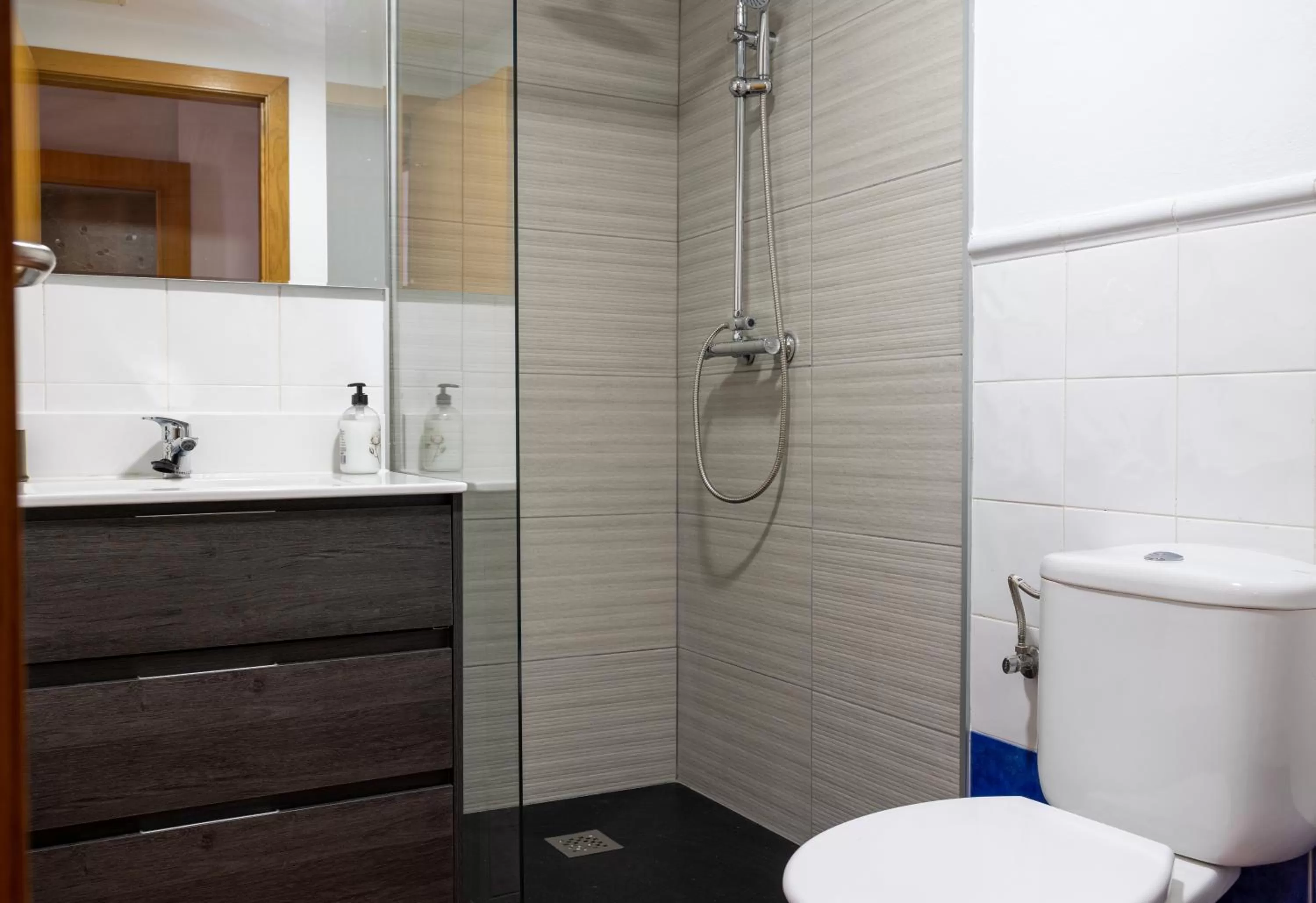 Bathroom in Barri Antic Cambrils