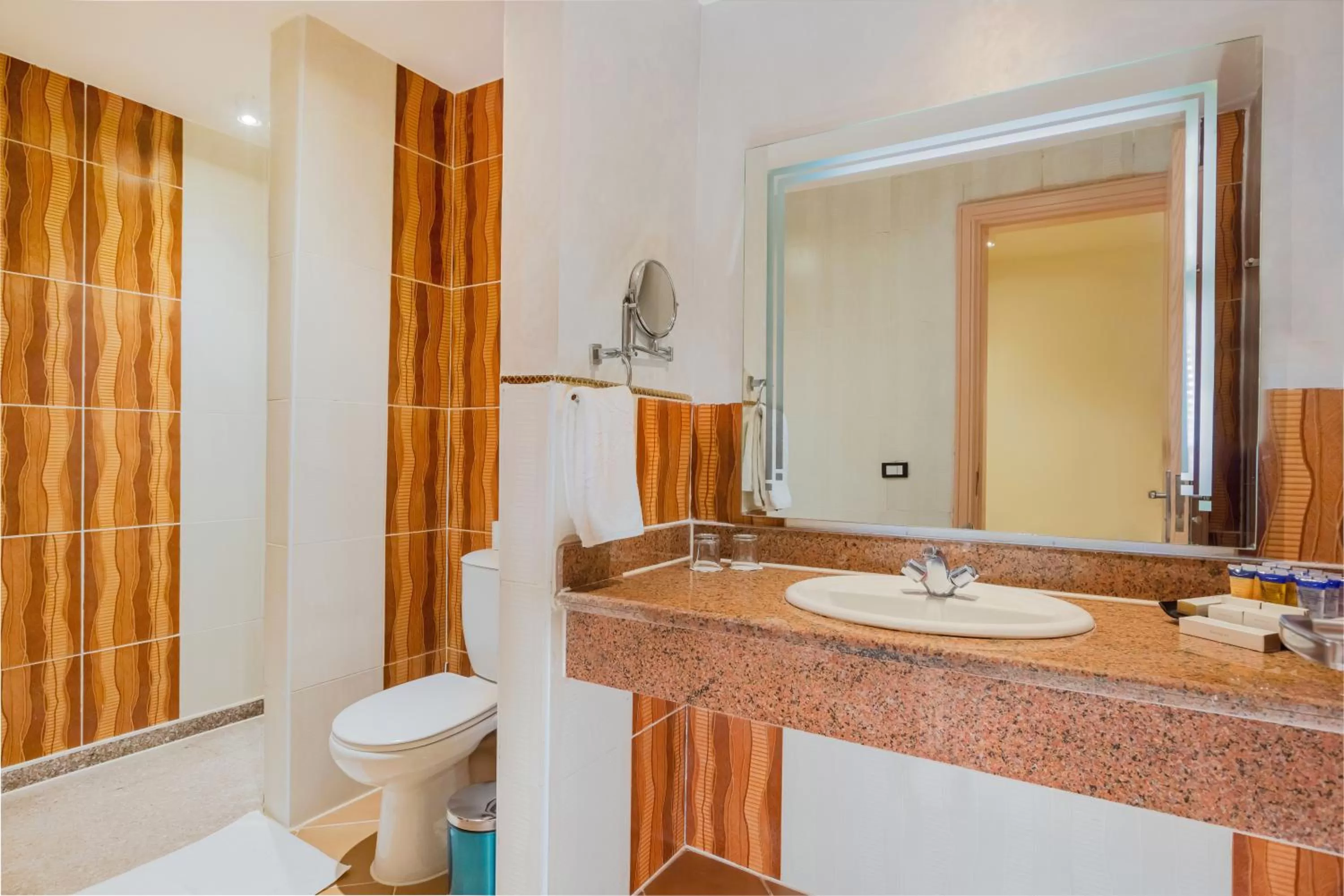 Bathroom in Pickalbatros Jungle Aqua Park - Neverland Hurghada