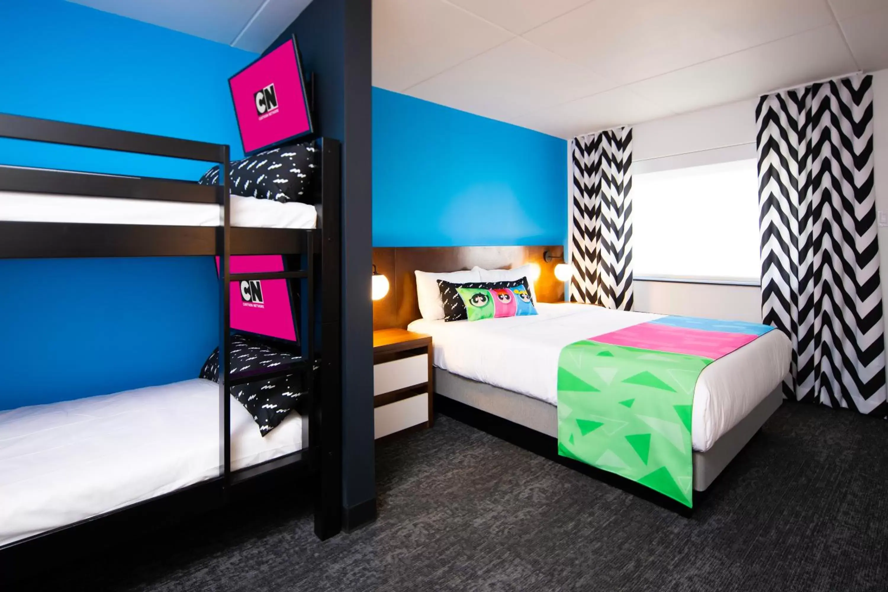 bunk bed in Cartoon Network Hotel