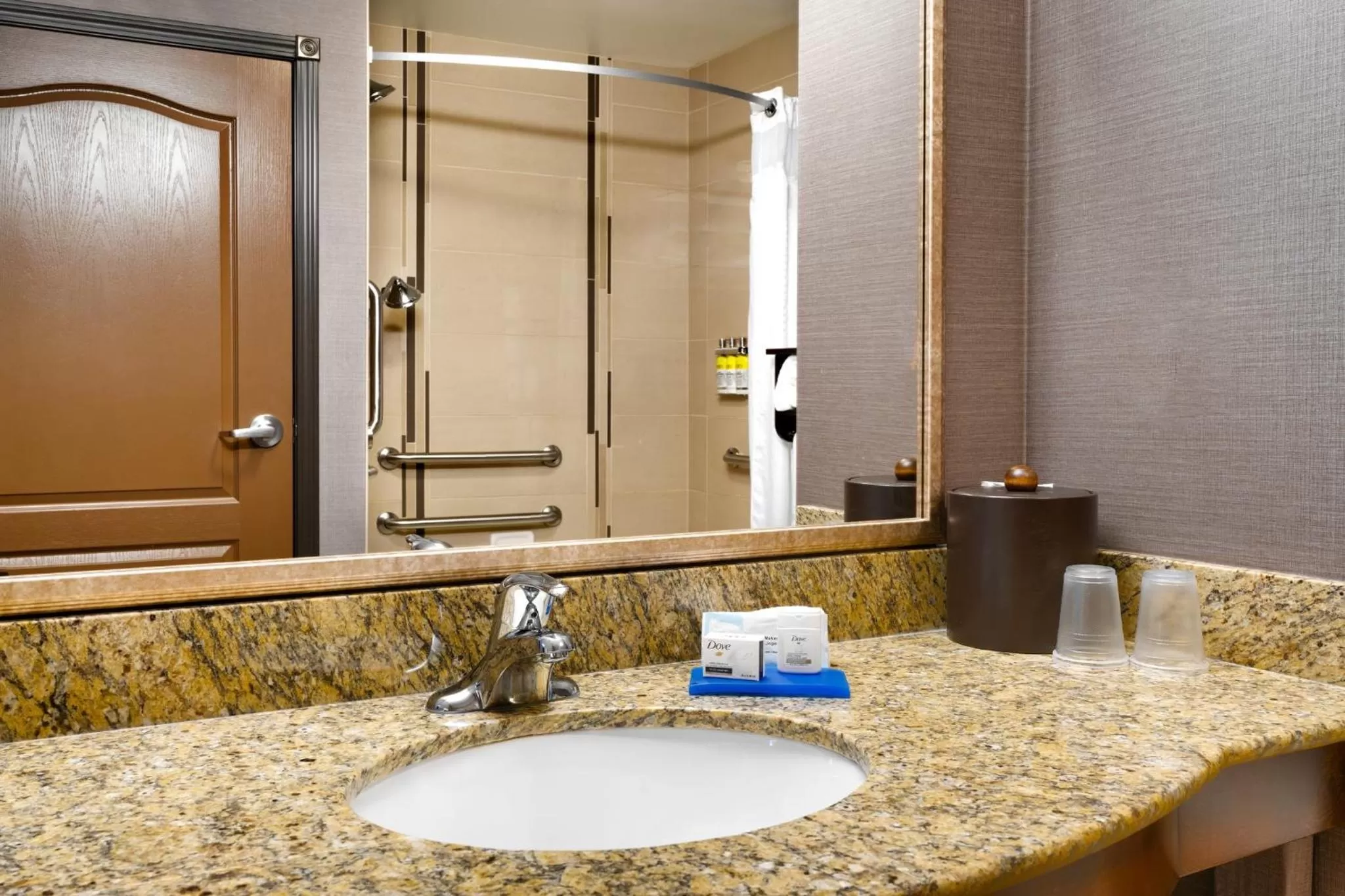 Bathroom in Holiday Inn Express Hotel & Suites Billings by IHG