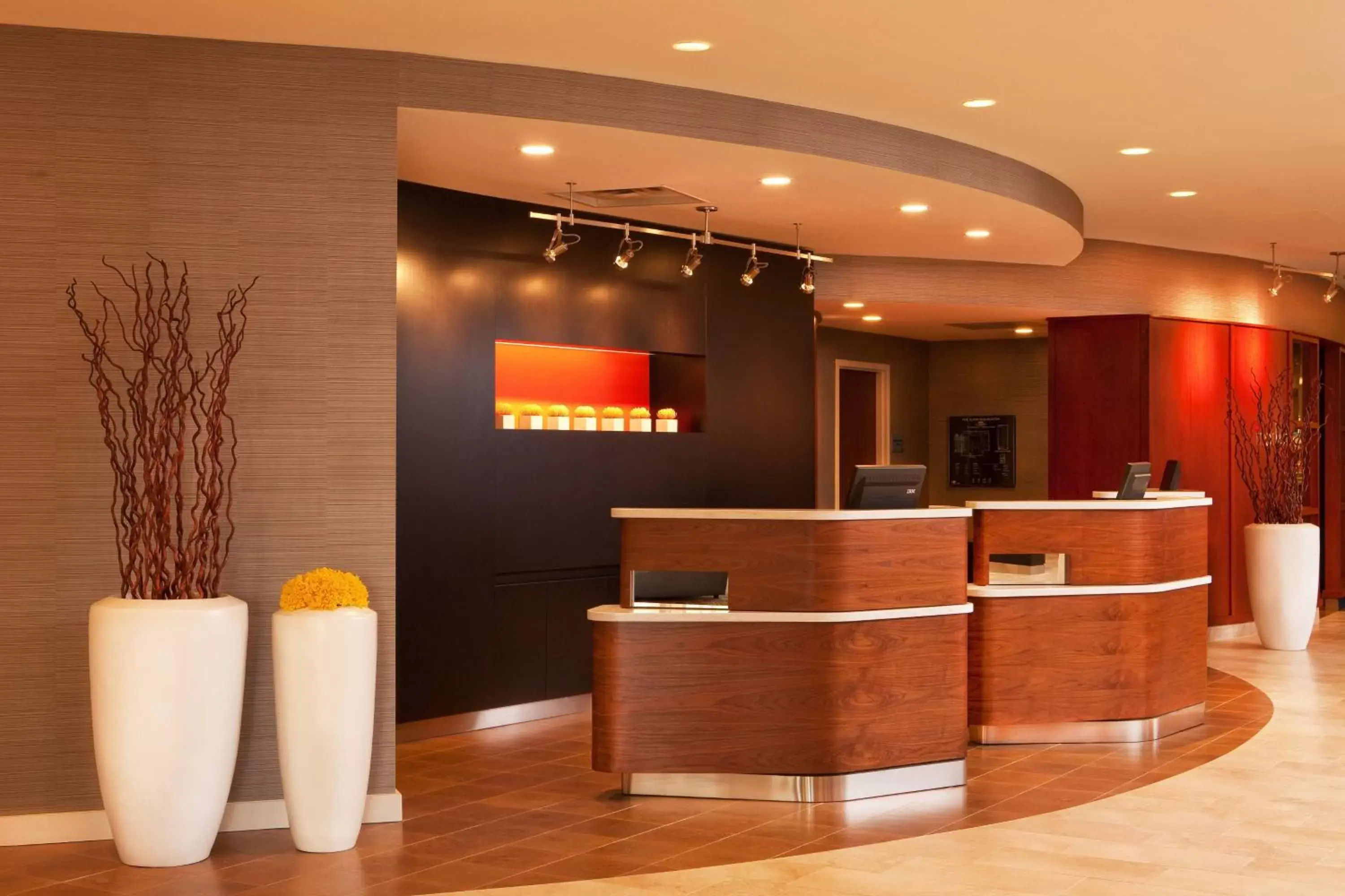 Property building, Lobby/Reception in Courtyard by Marriott Alexandria Pentagon South