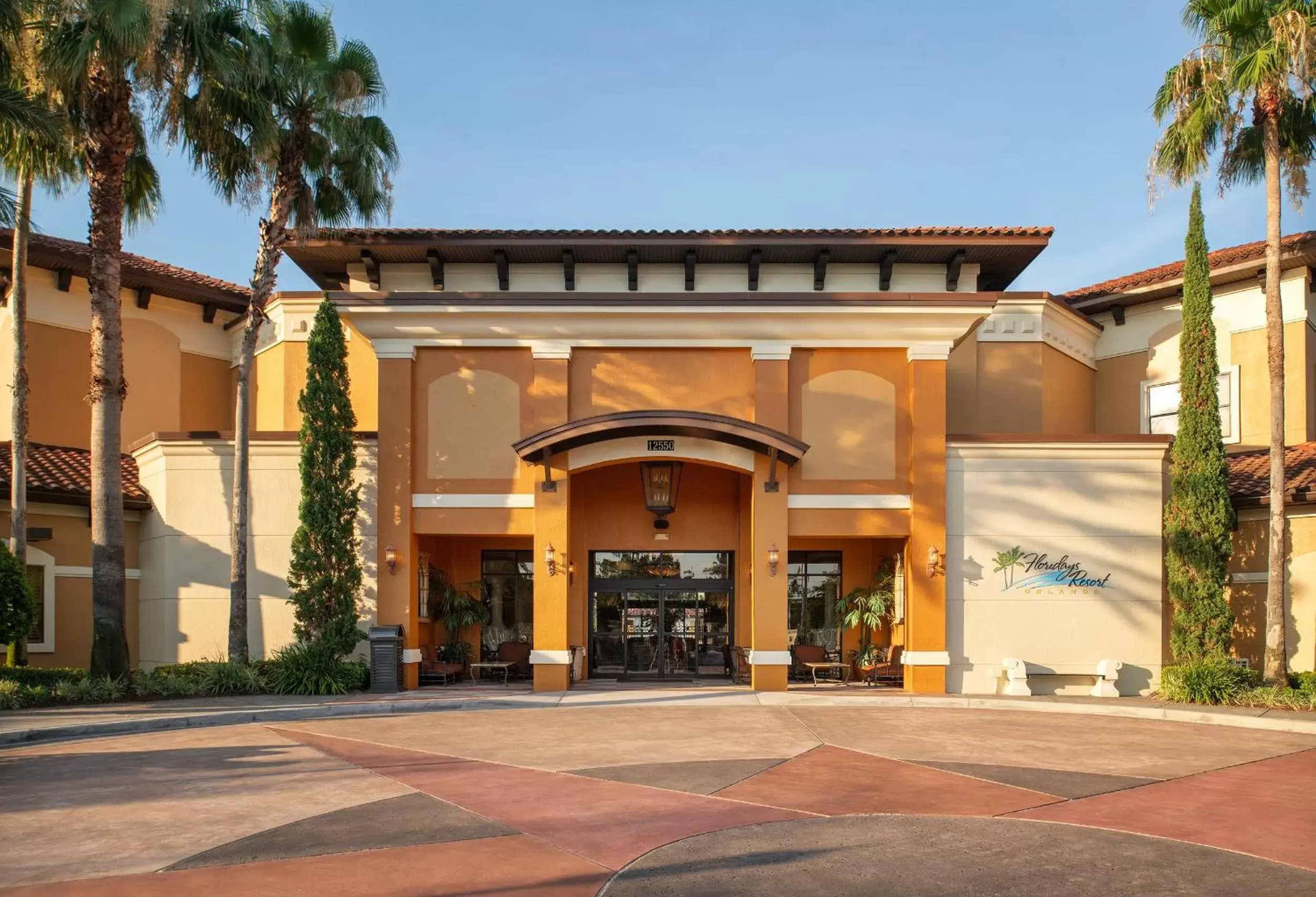 Facade/entrance, Property Building in Floridays Orlando Two & Three Bed Rooms Condo Resort