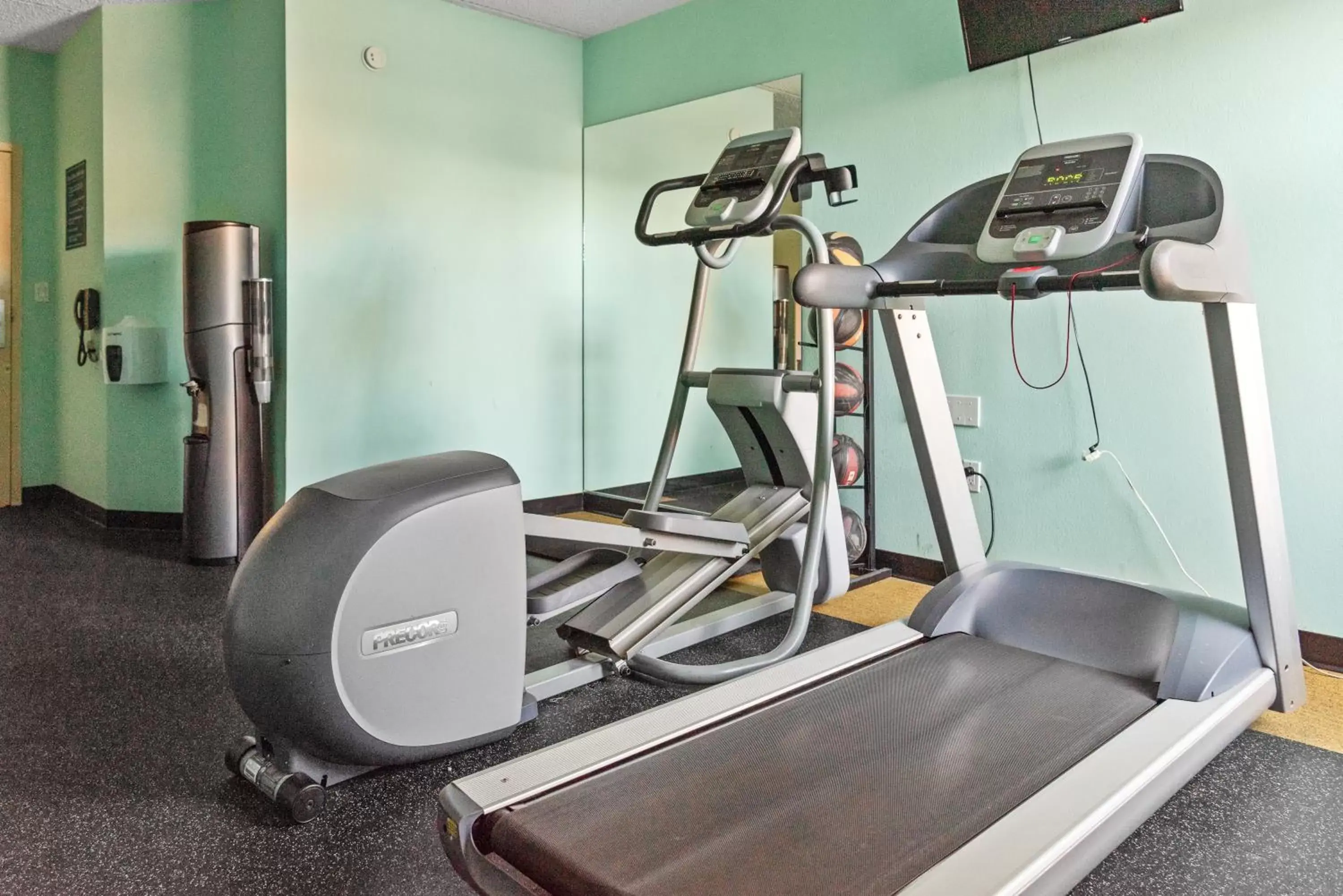 Fitness centre/facilities, Fitness Center/Facilities in Bangor Suites Airport Hotel